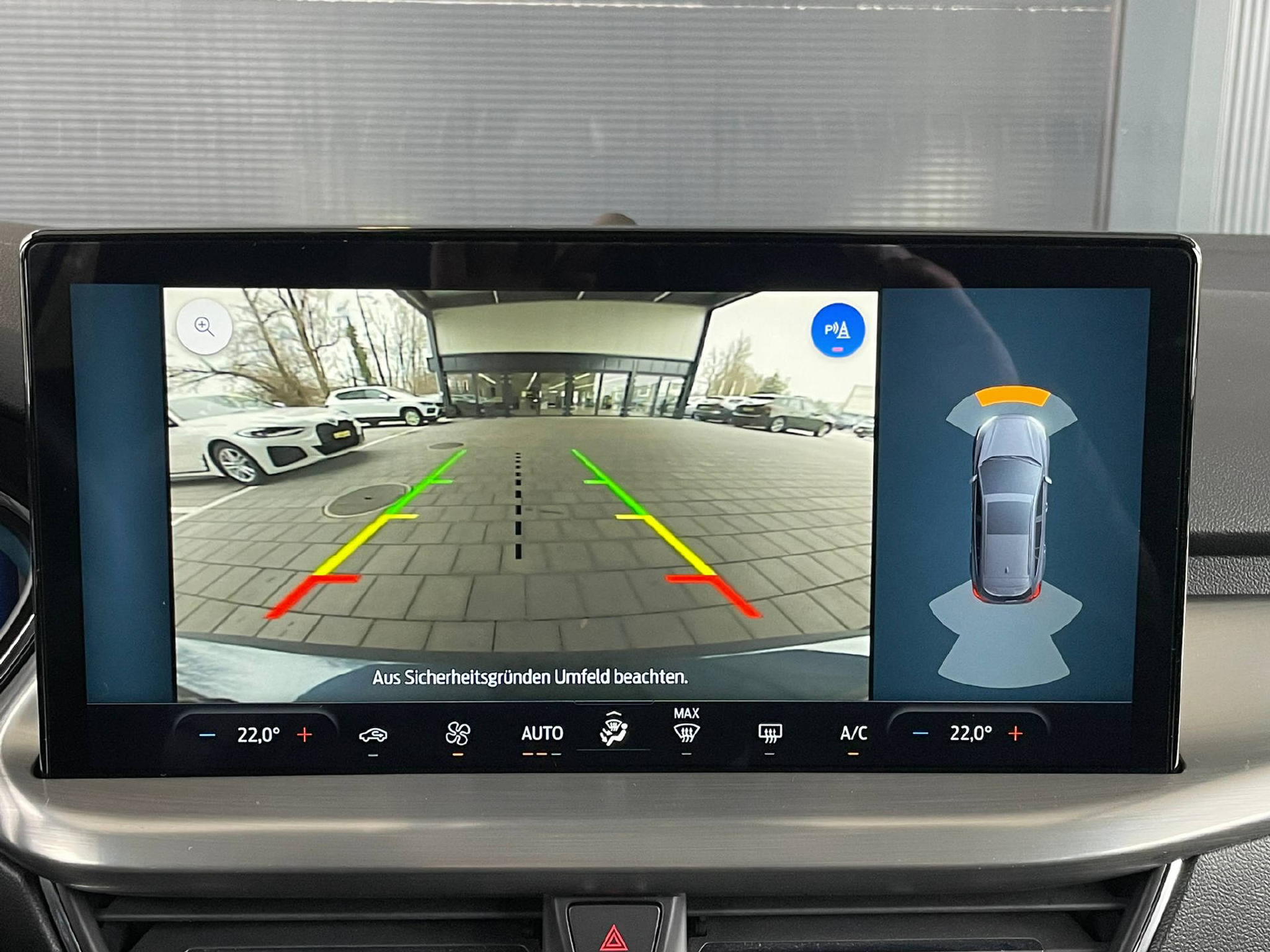 listing desktop thumbnail image 10