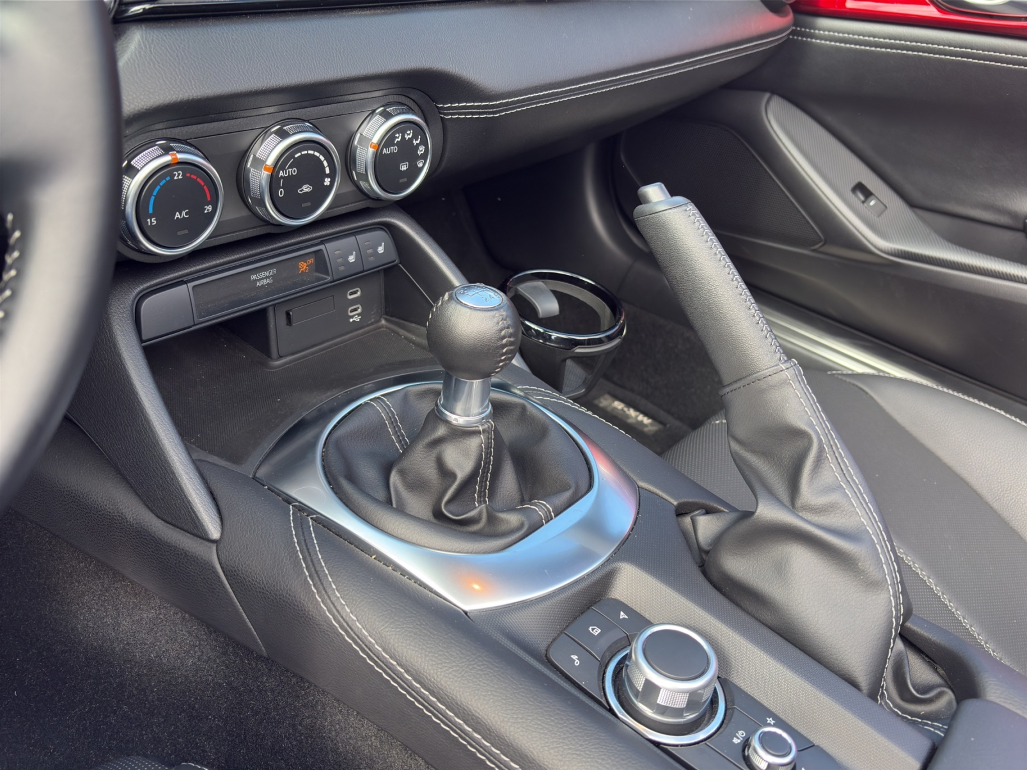 listing desktop thumbnail image 14