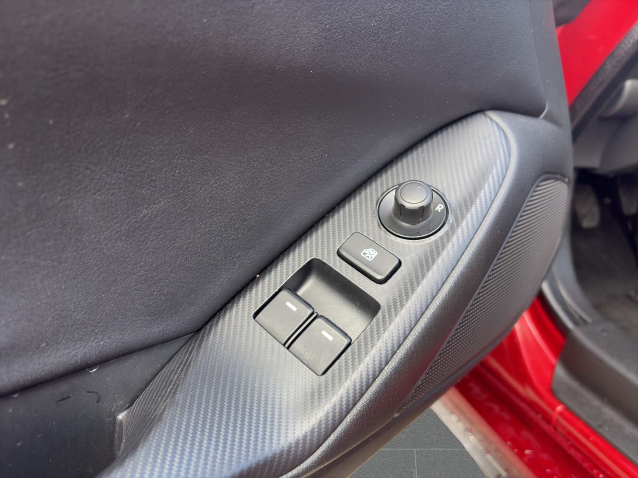 listing desktop thumbnail image 7