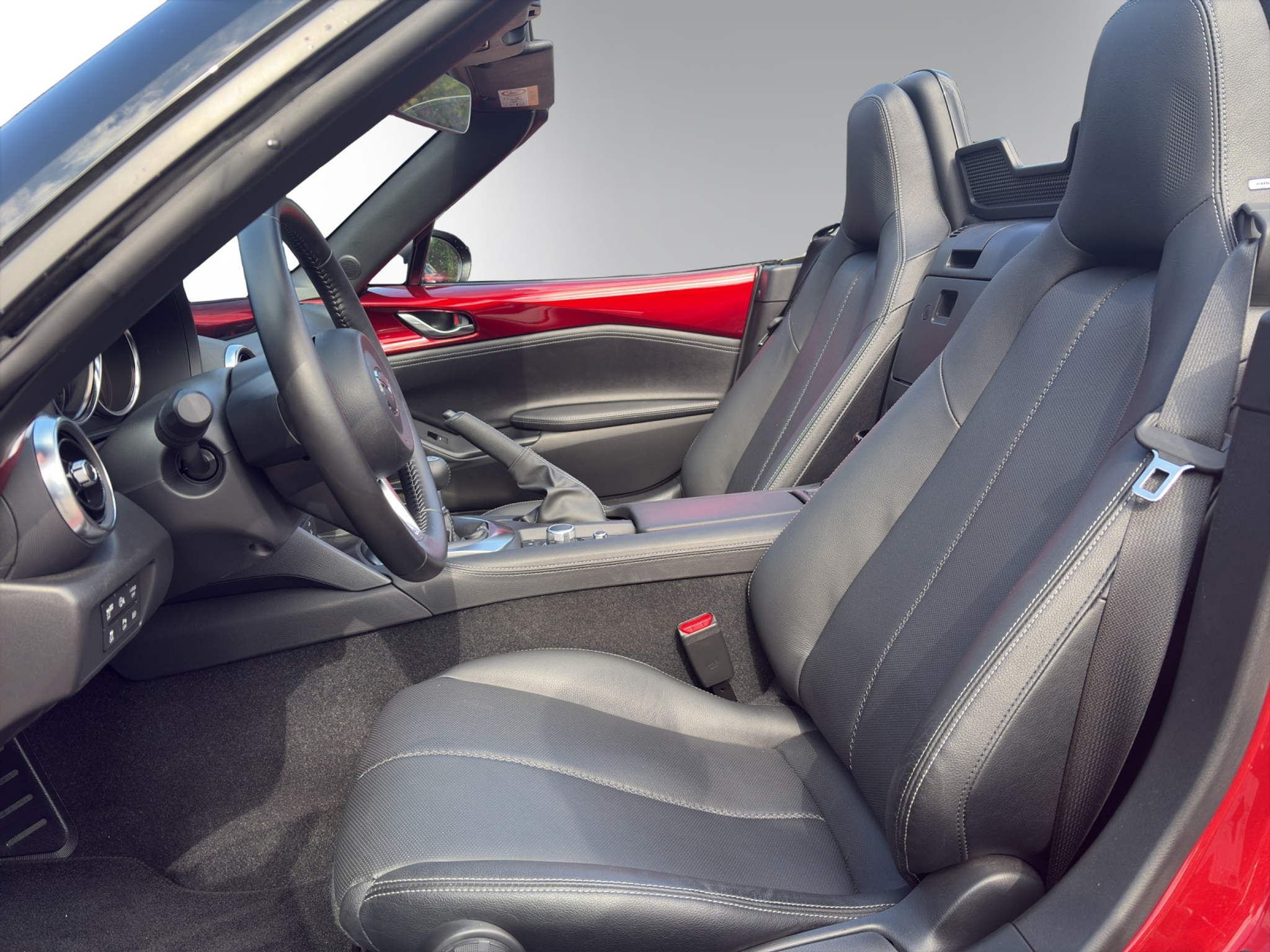 listing desktop thumbnail image 8