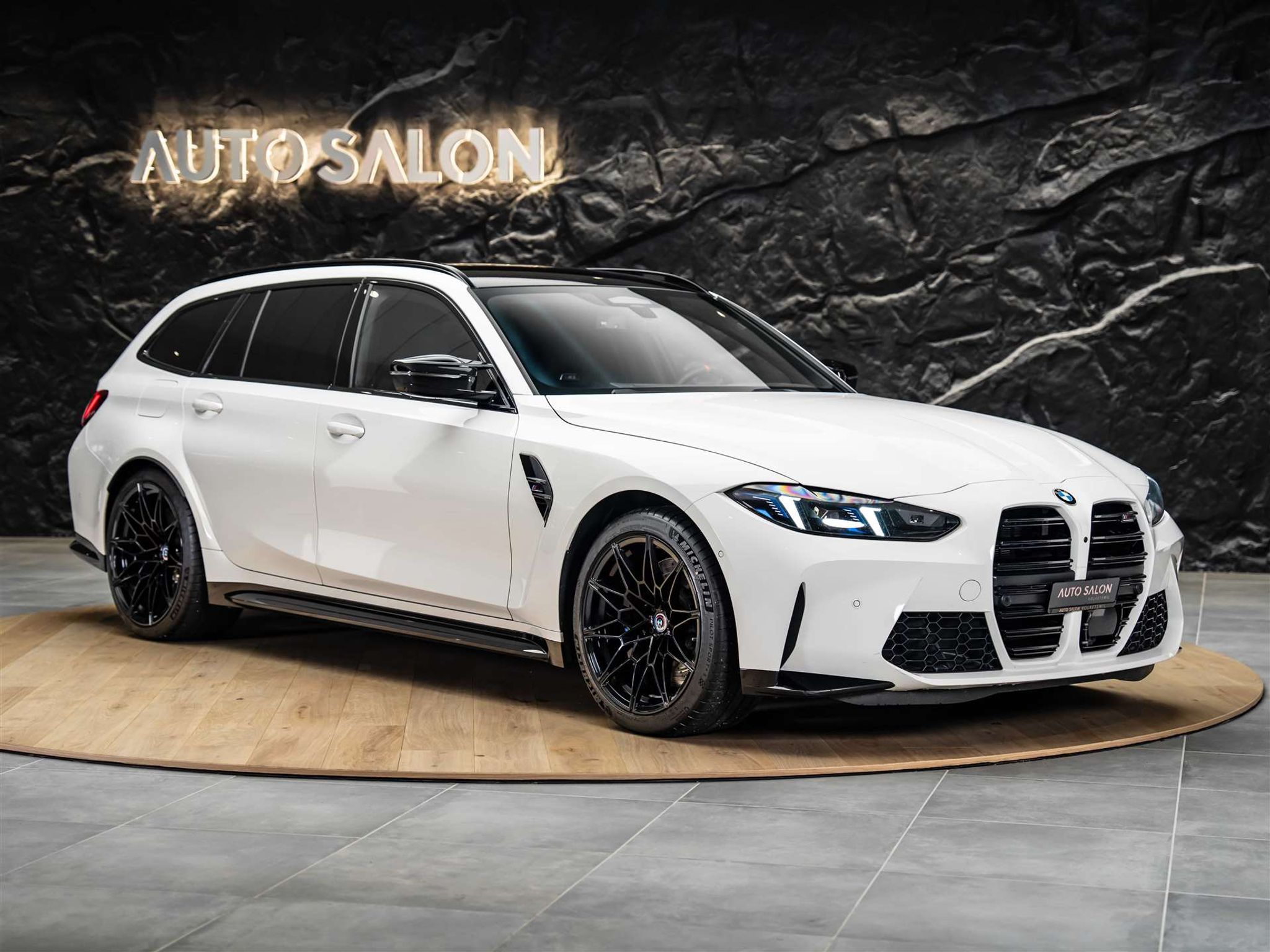 listing desktop thumbnail image 5