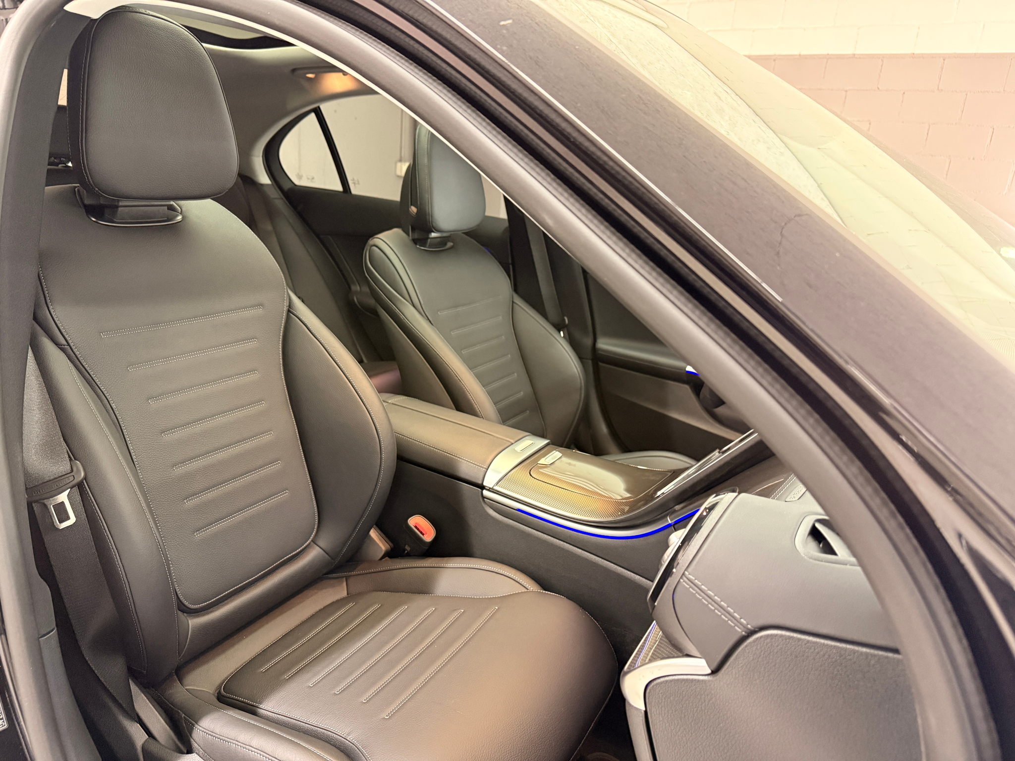 listing desktop thumbnail image 7