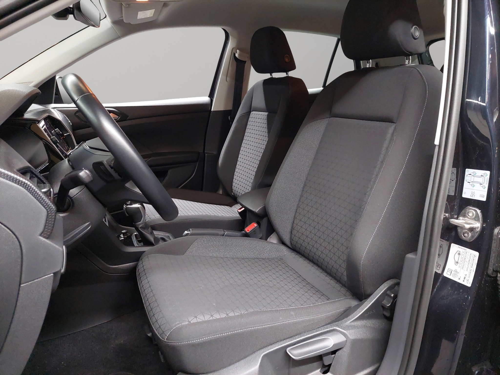 listing desktop thumbnail image 5