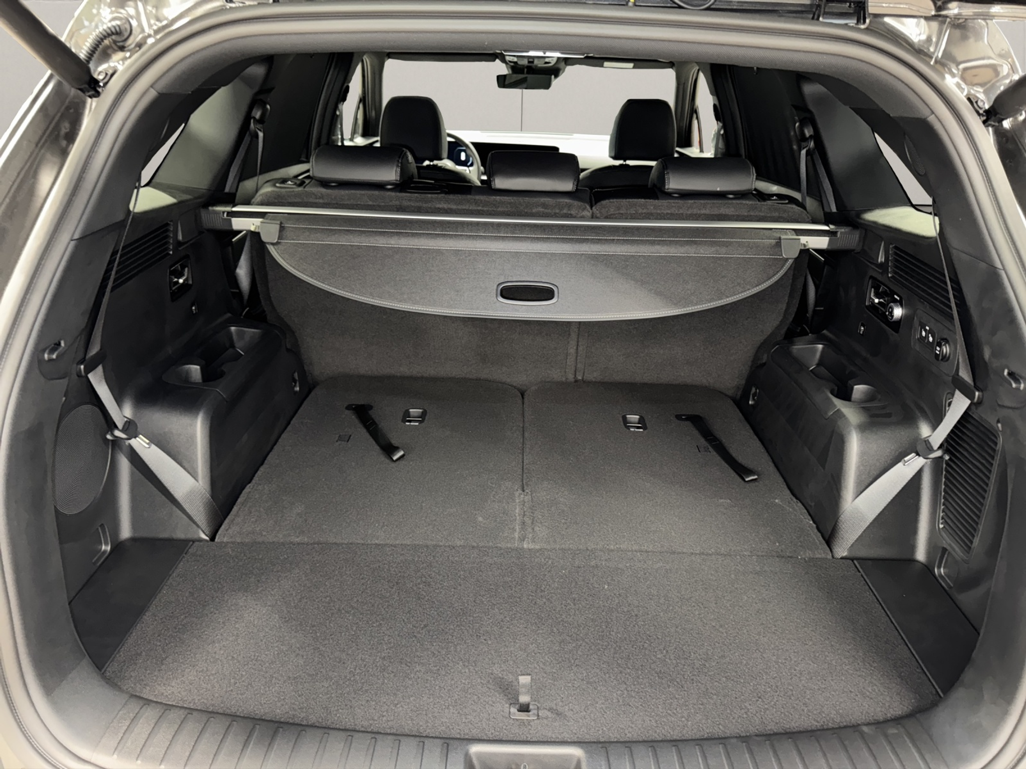 listing desktop thumbnail image 14