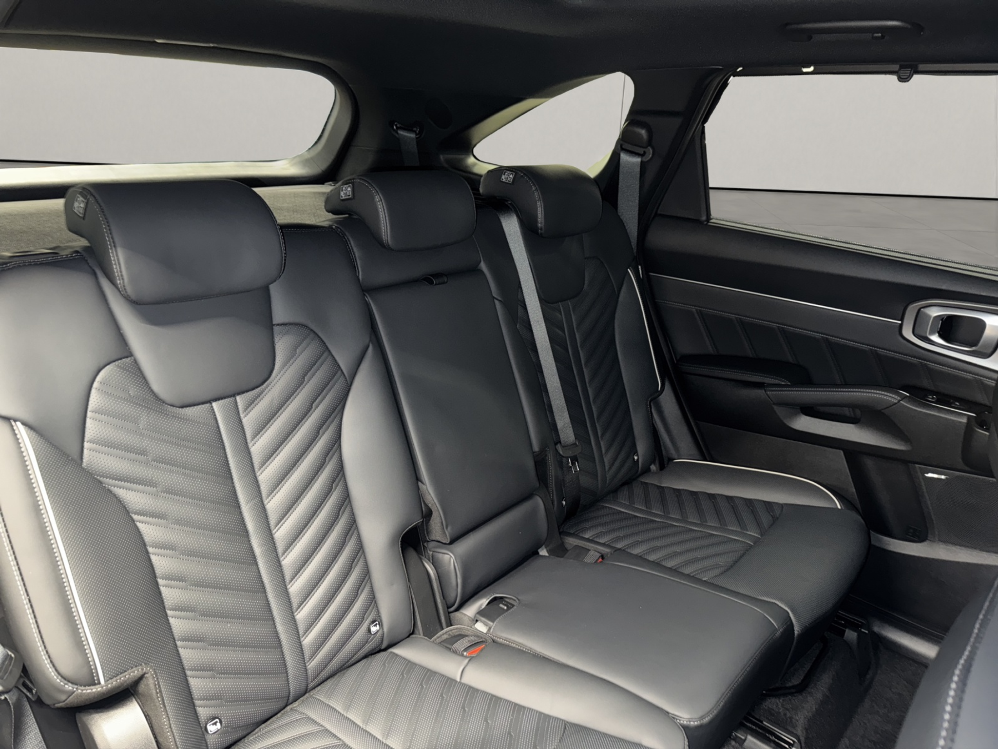 listing desktop thumbnail image 13