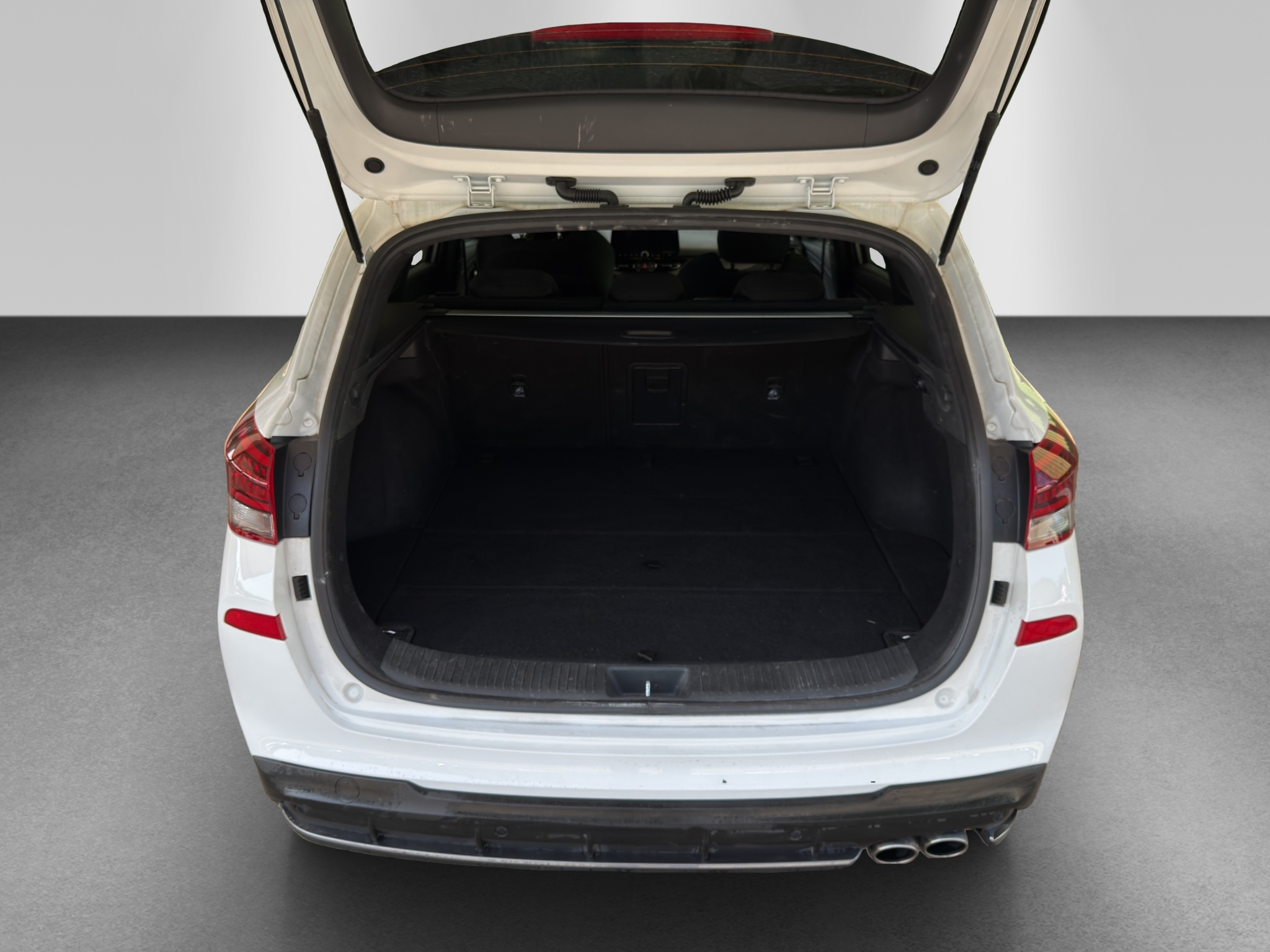 listing desktop thumbnail image 15