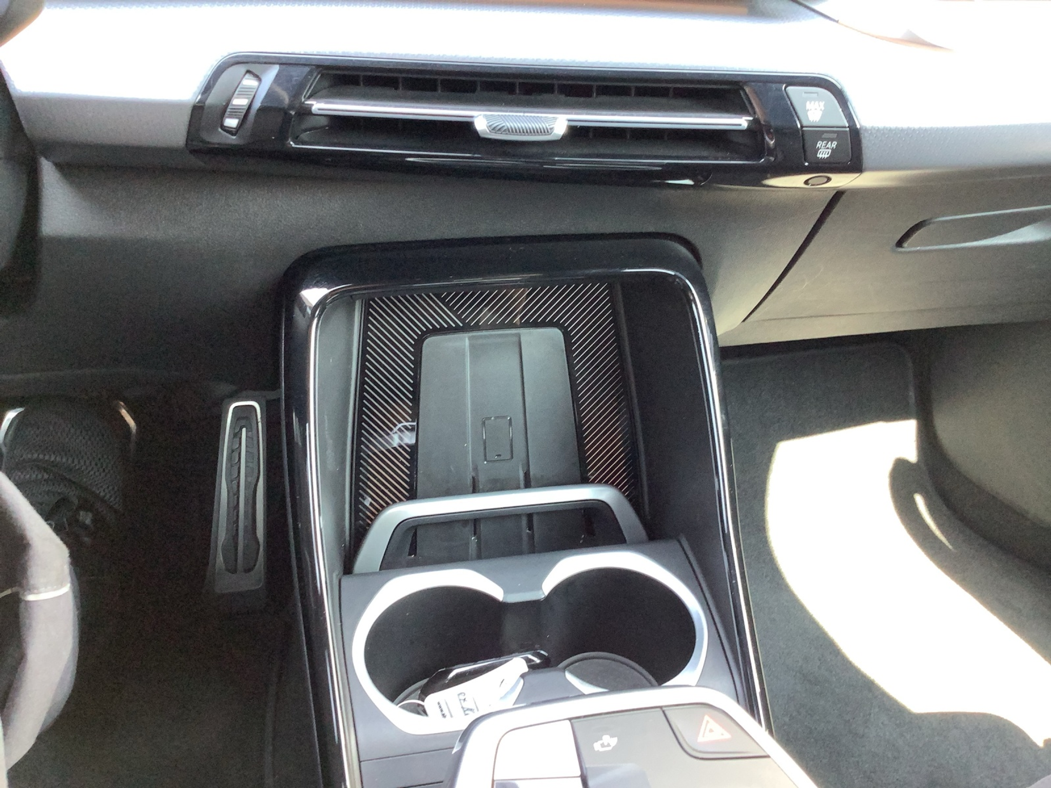 listing desktop thumbnail image 15