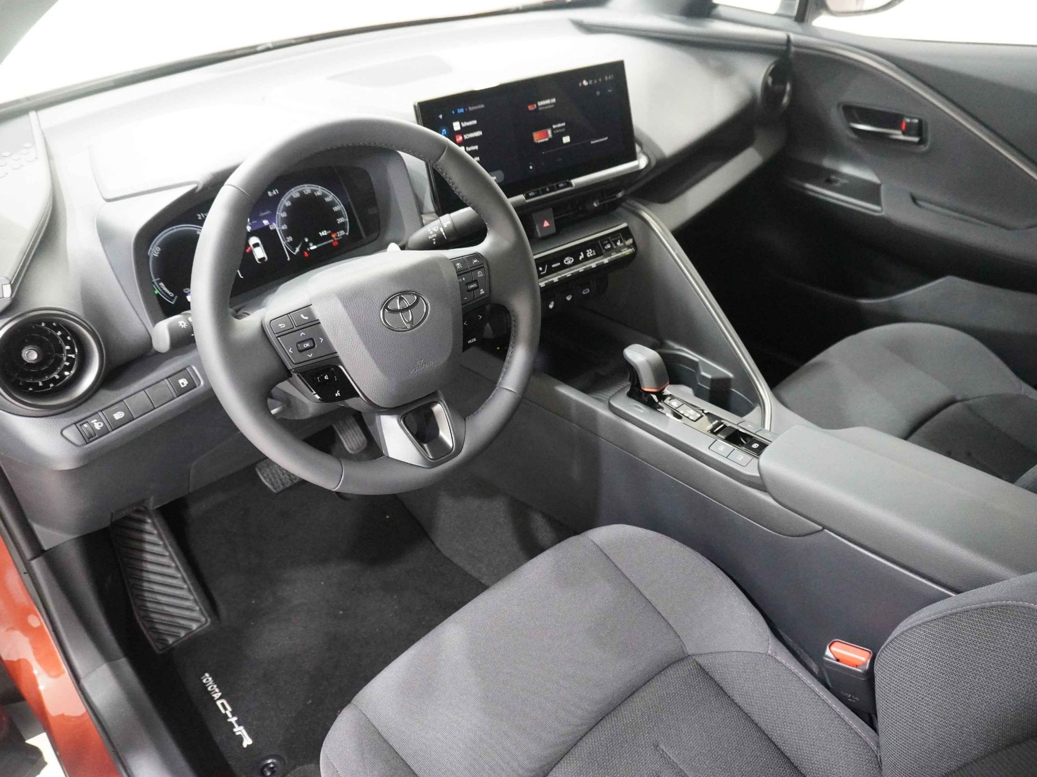 listing desktop thumbnail image 7