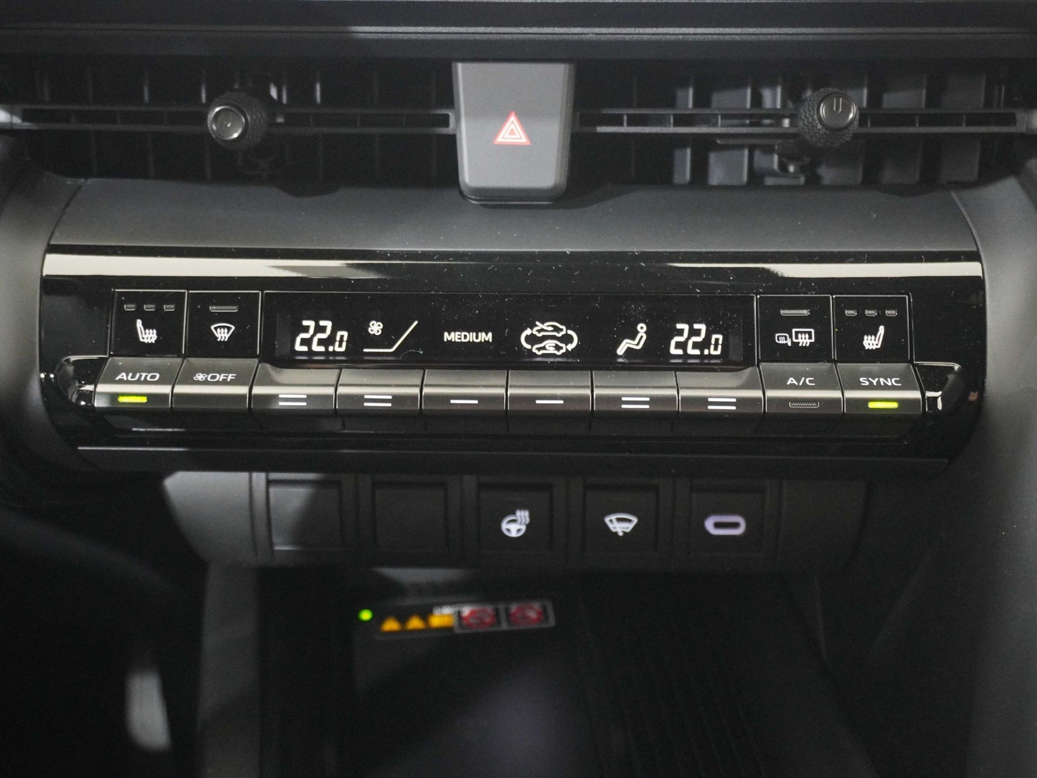 listing desktop thumbnail image 15