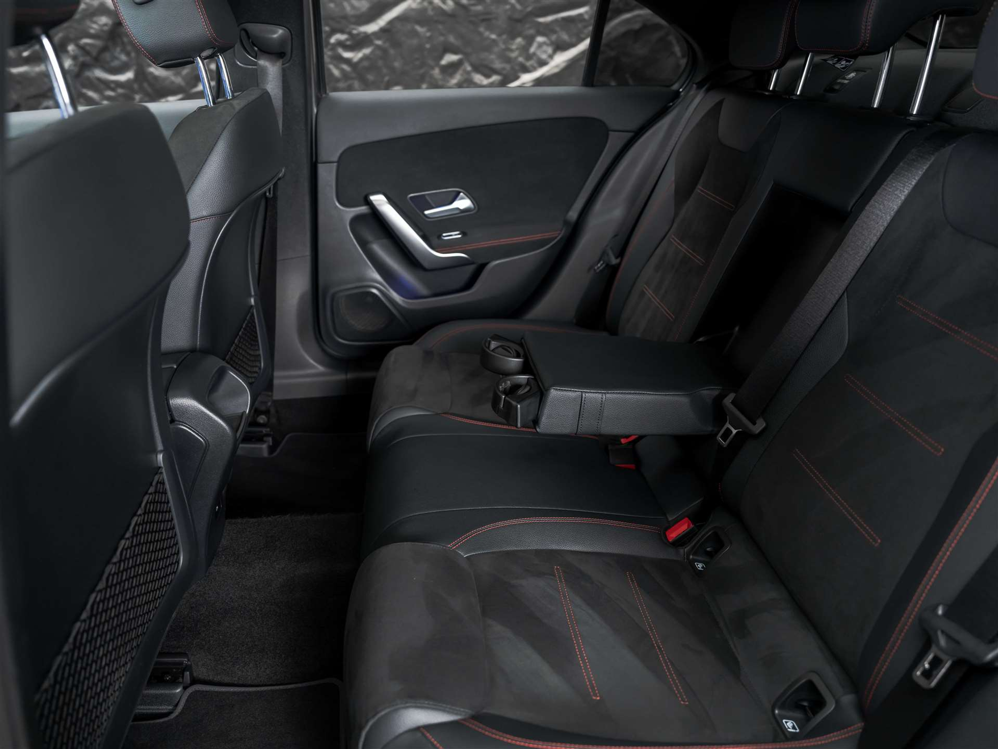 listing desktop thumbnail image 13