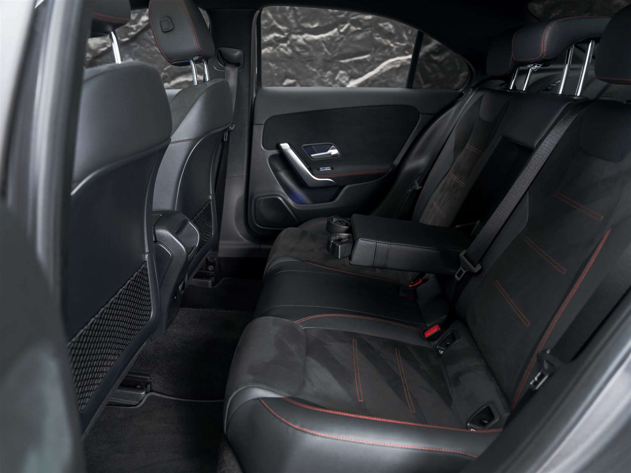 listing desktop thumbnail image 12