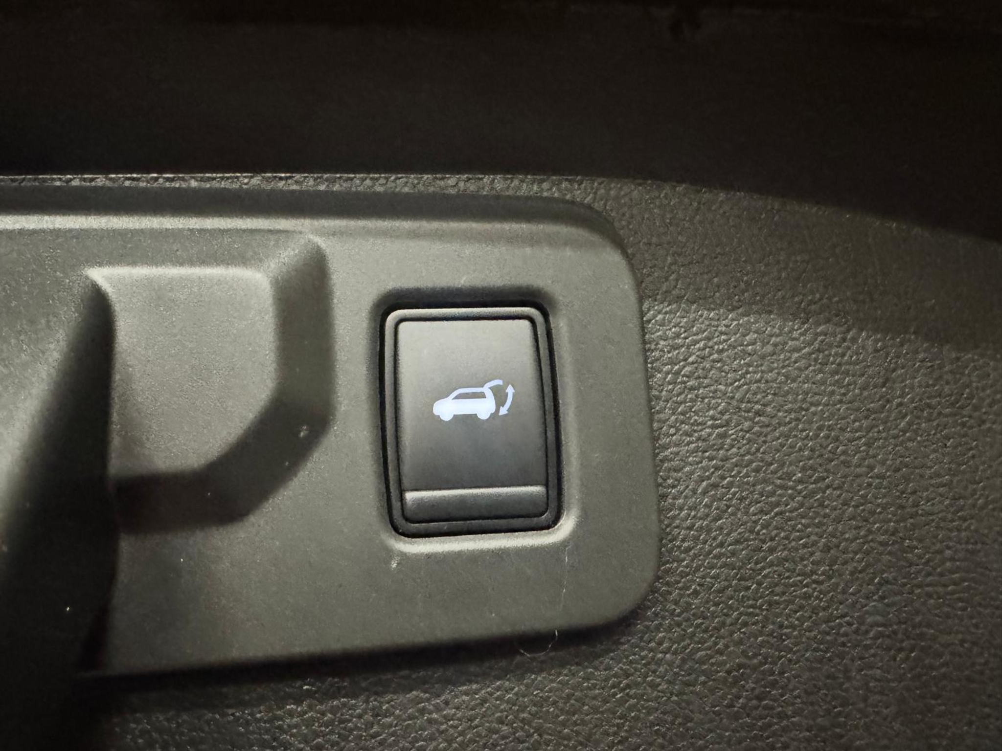 listing desktop thumbnail image 14