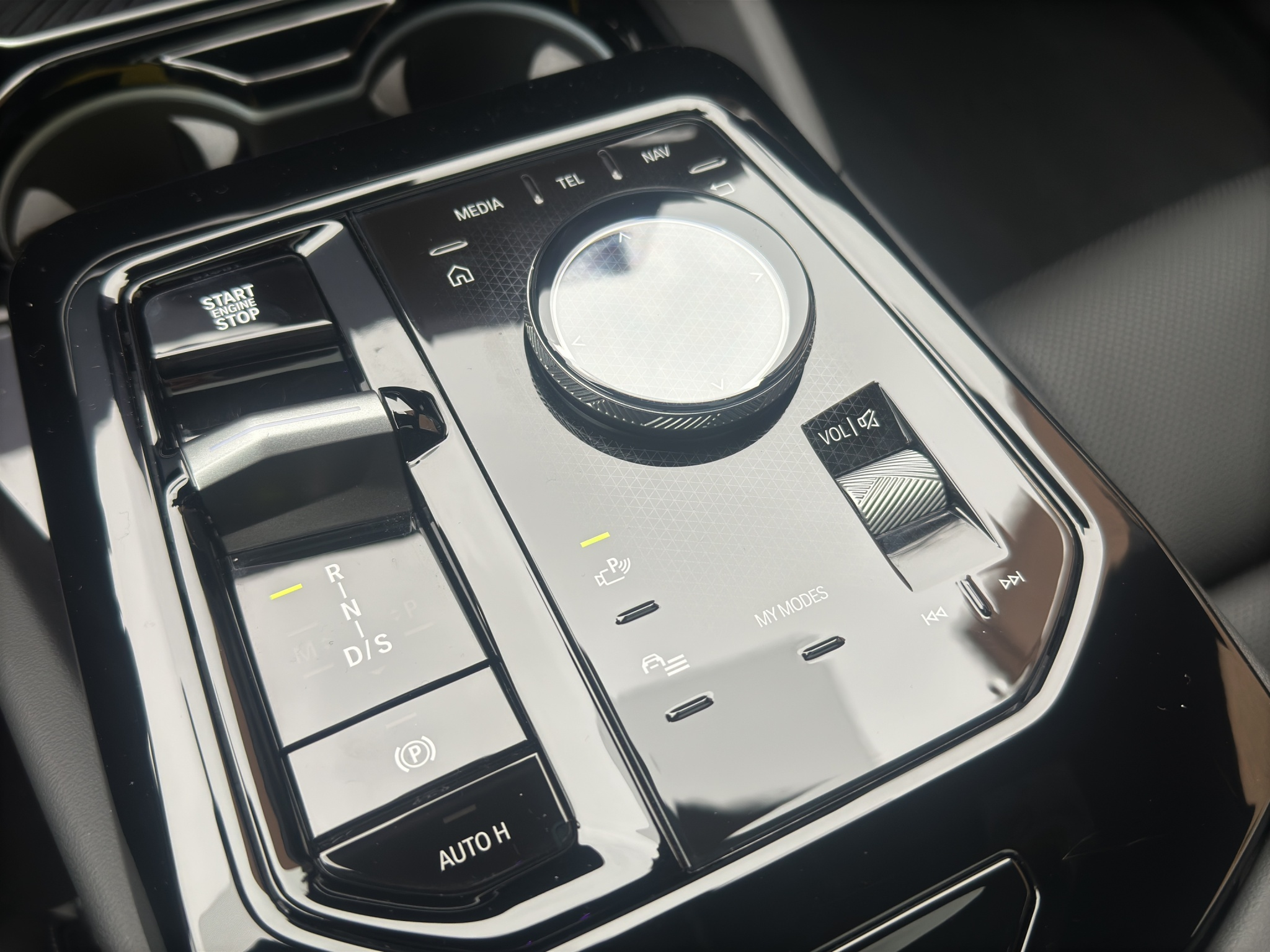 listing desktop thumbnail image 21