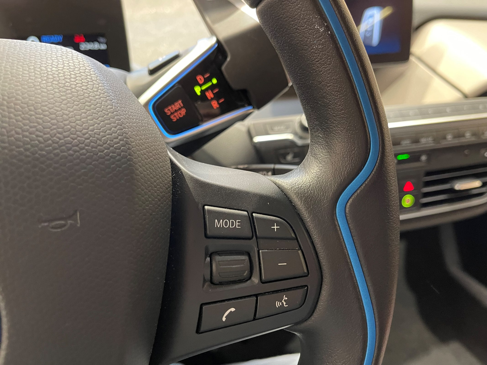 listing desktop thumbnail image 18