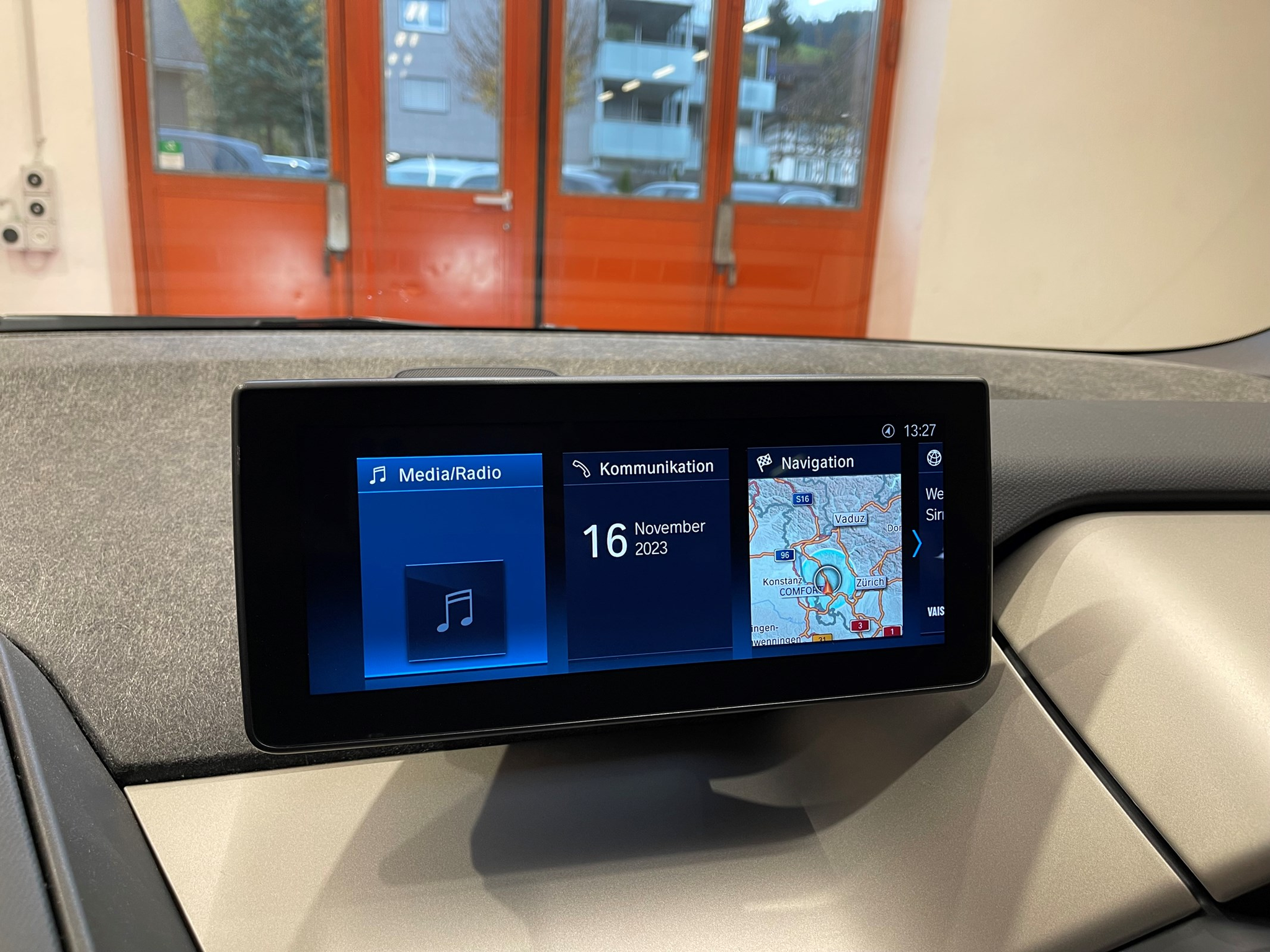 listing desktop thumbnail image 22