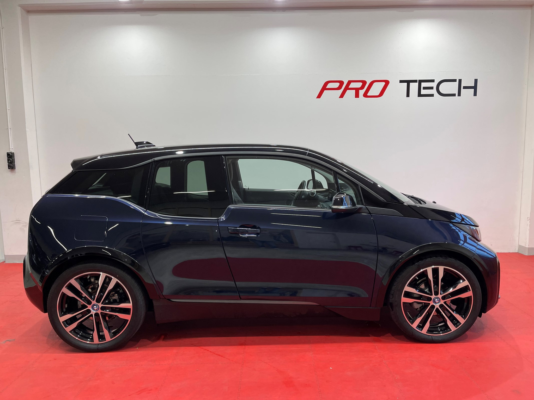 listing desktop thumbnail image 5