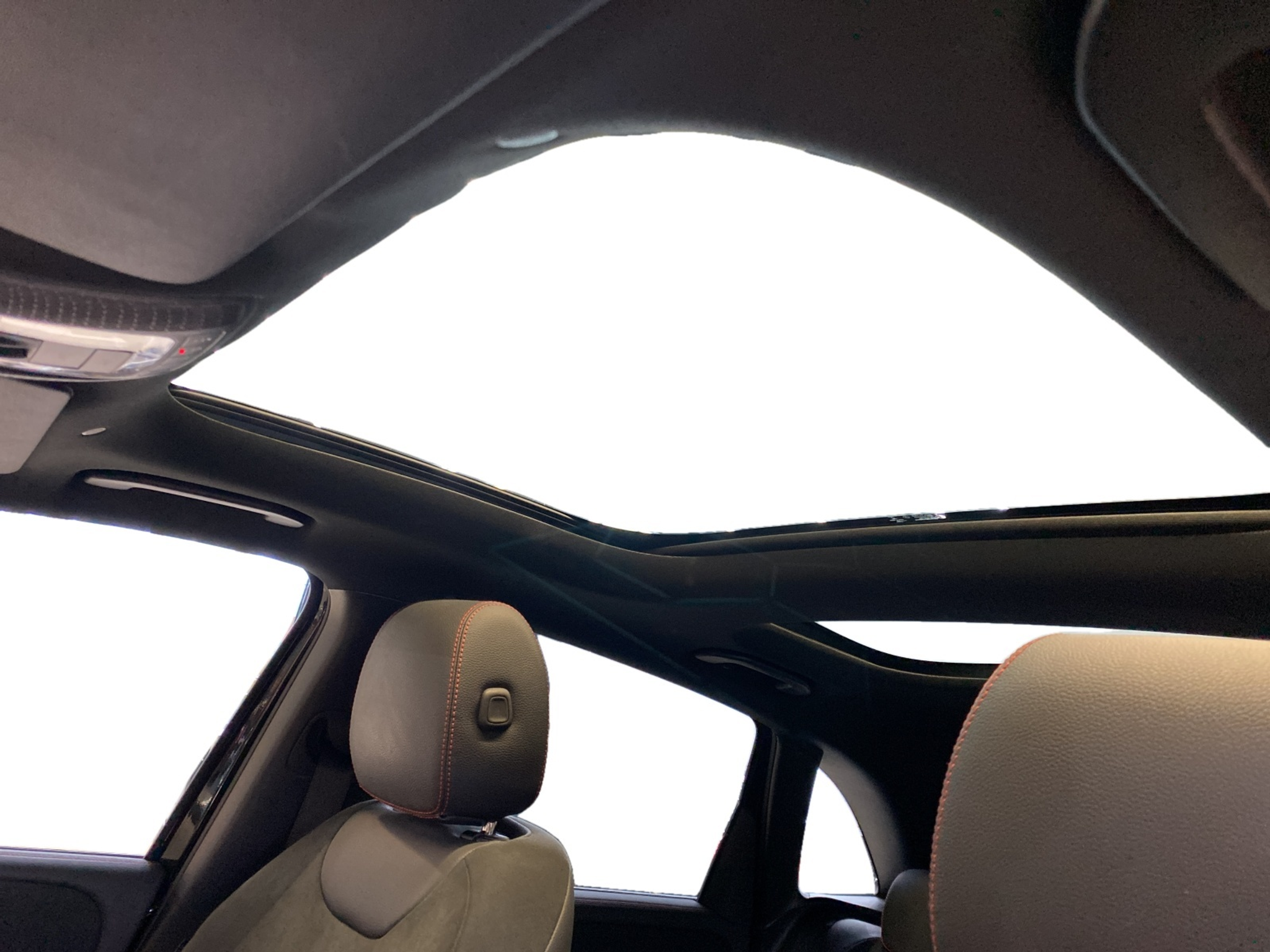 listing desktop thumbnail image 11