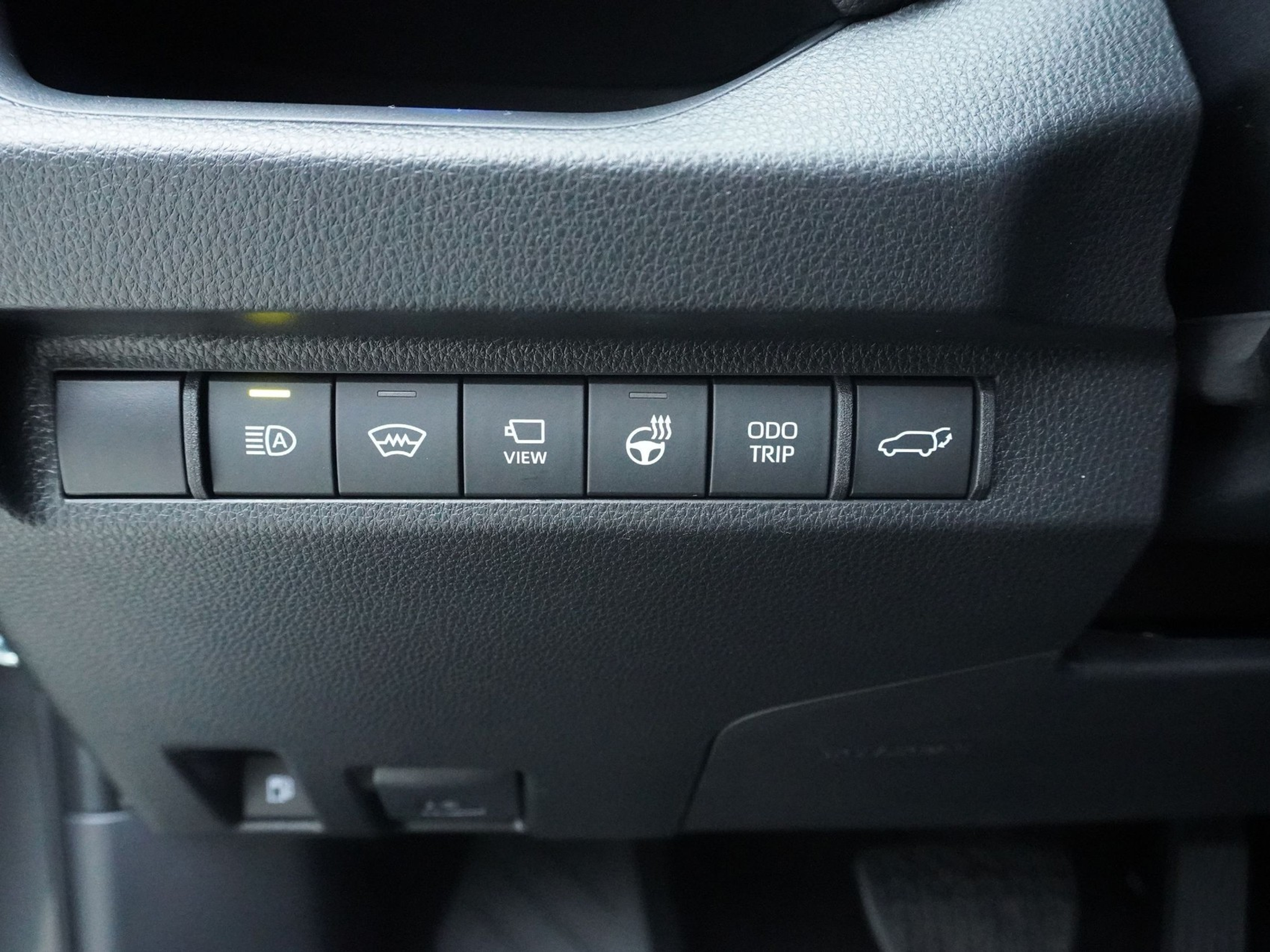 listing desktop thumbnail image 19