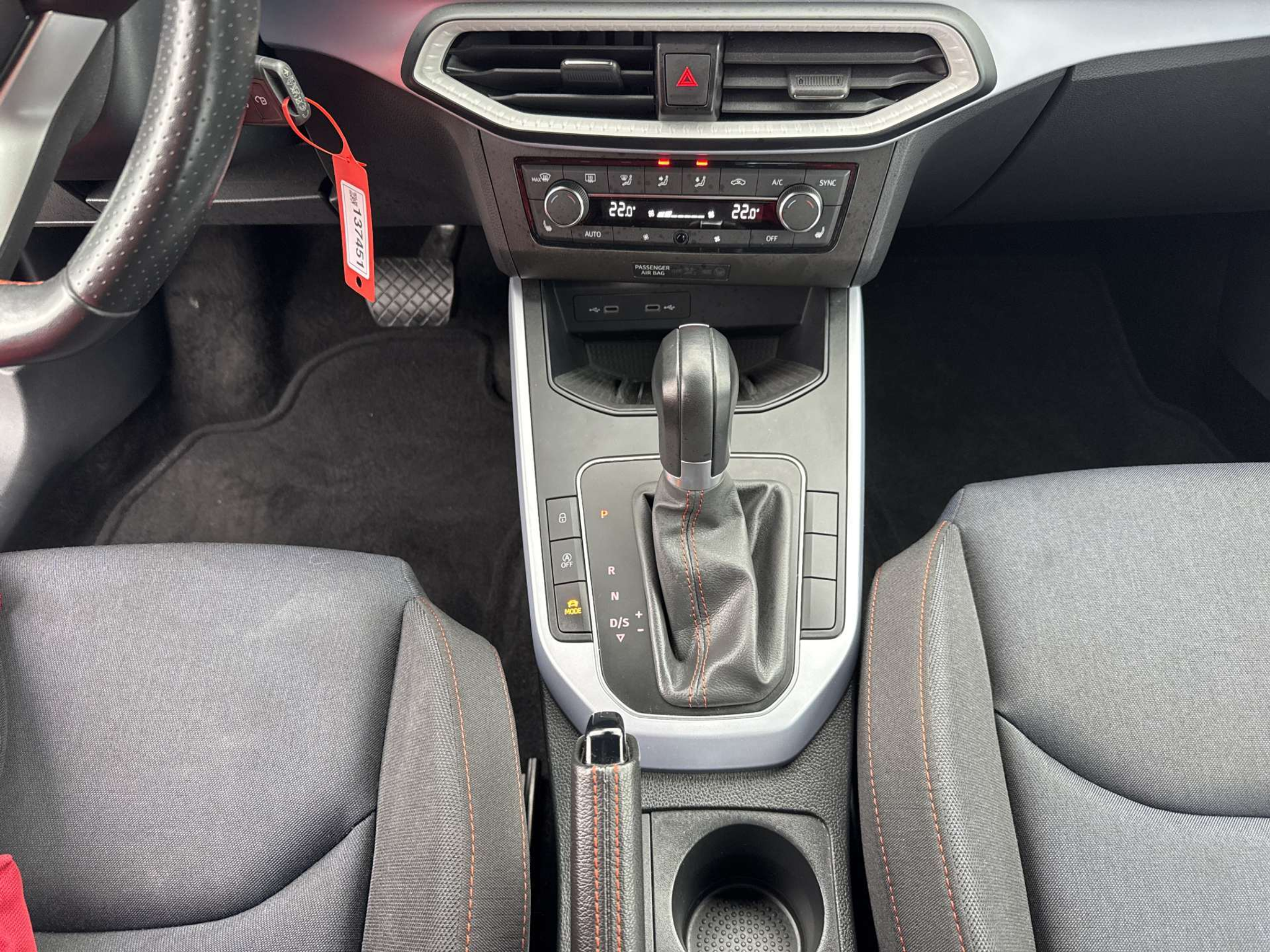 listing desktop thumbnail image 11