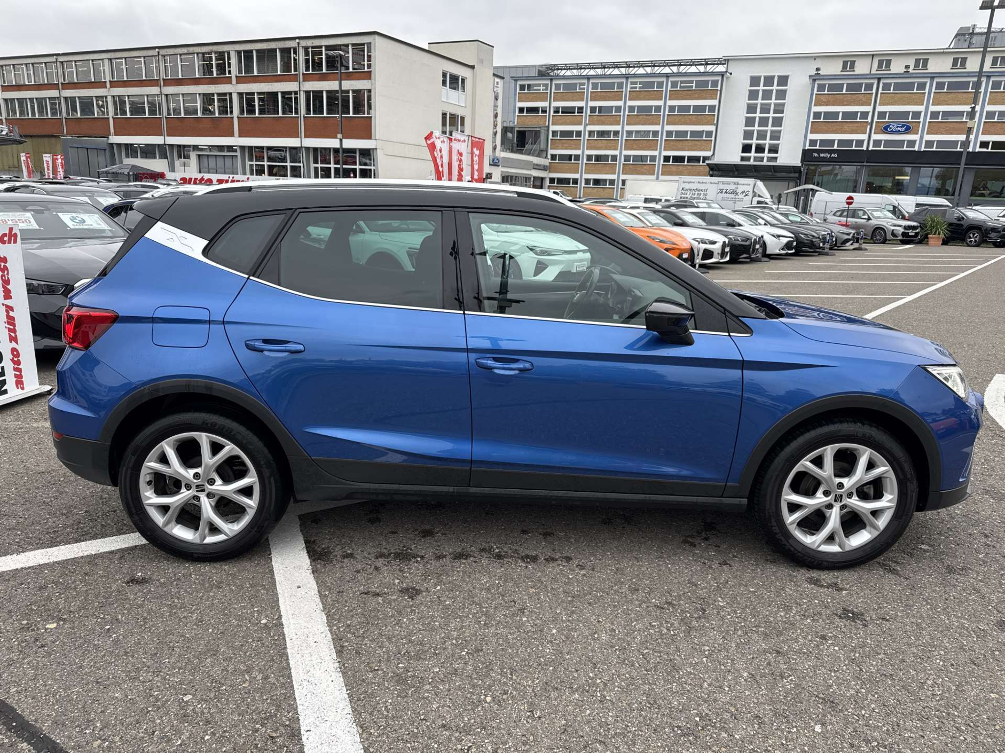 listing desktop thumbnail image 10