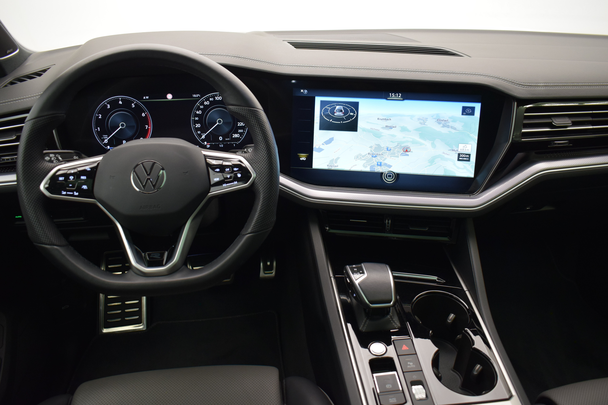 listing desktop thumbnail image 17