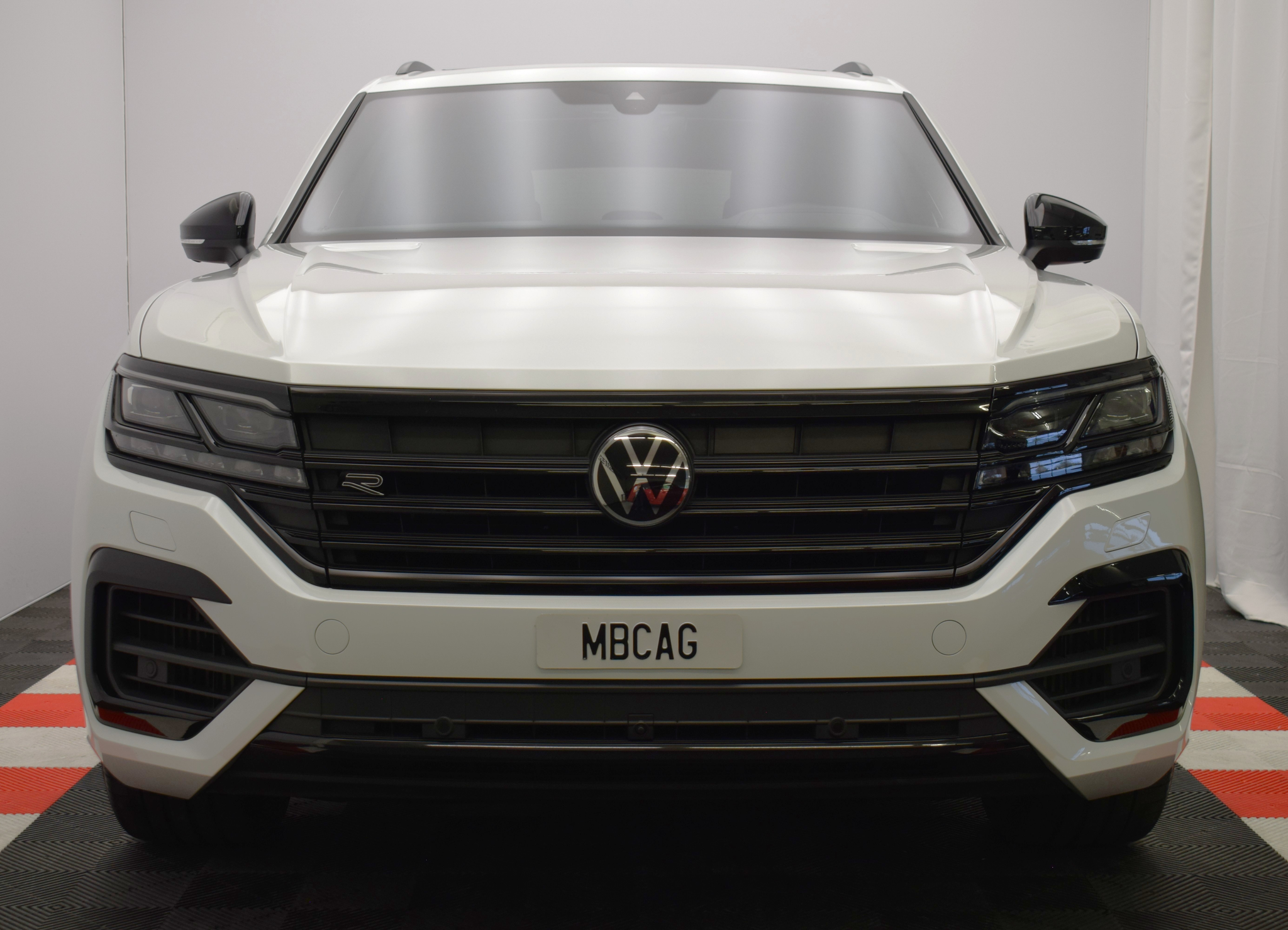 listing desktop thumbnail image 2