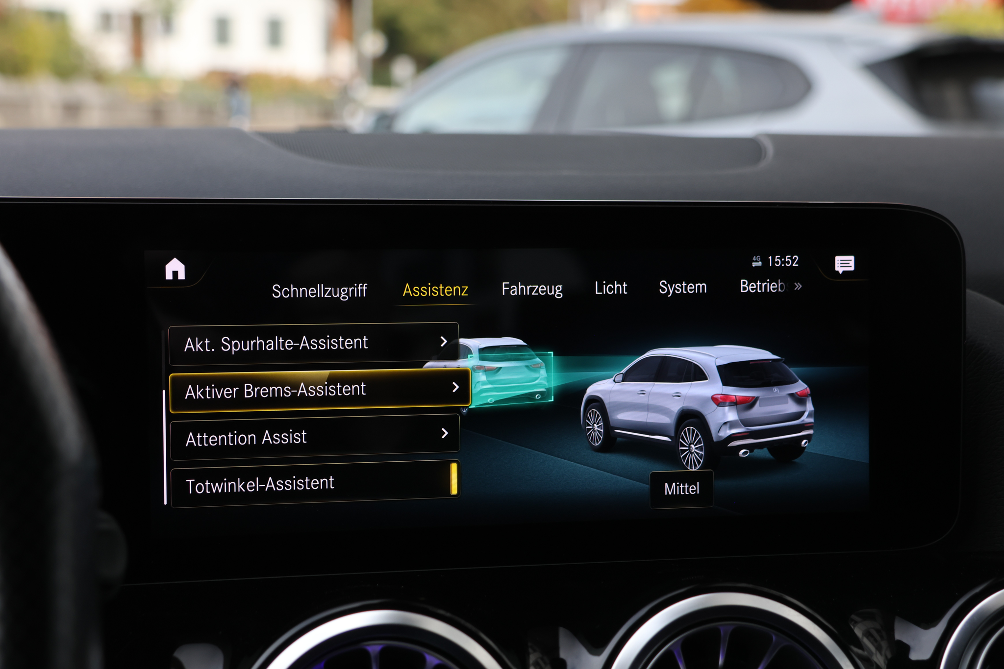listing desktop thumbnail image 23