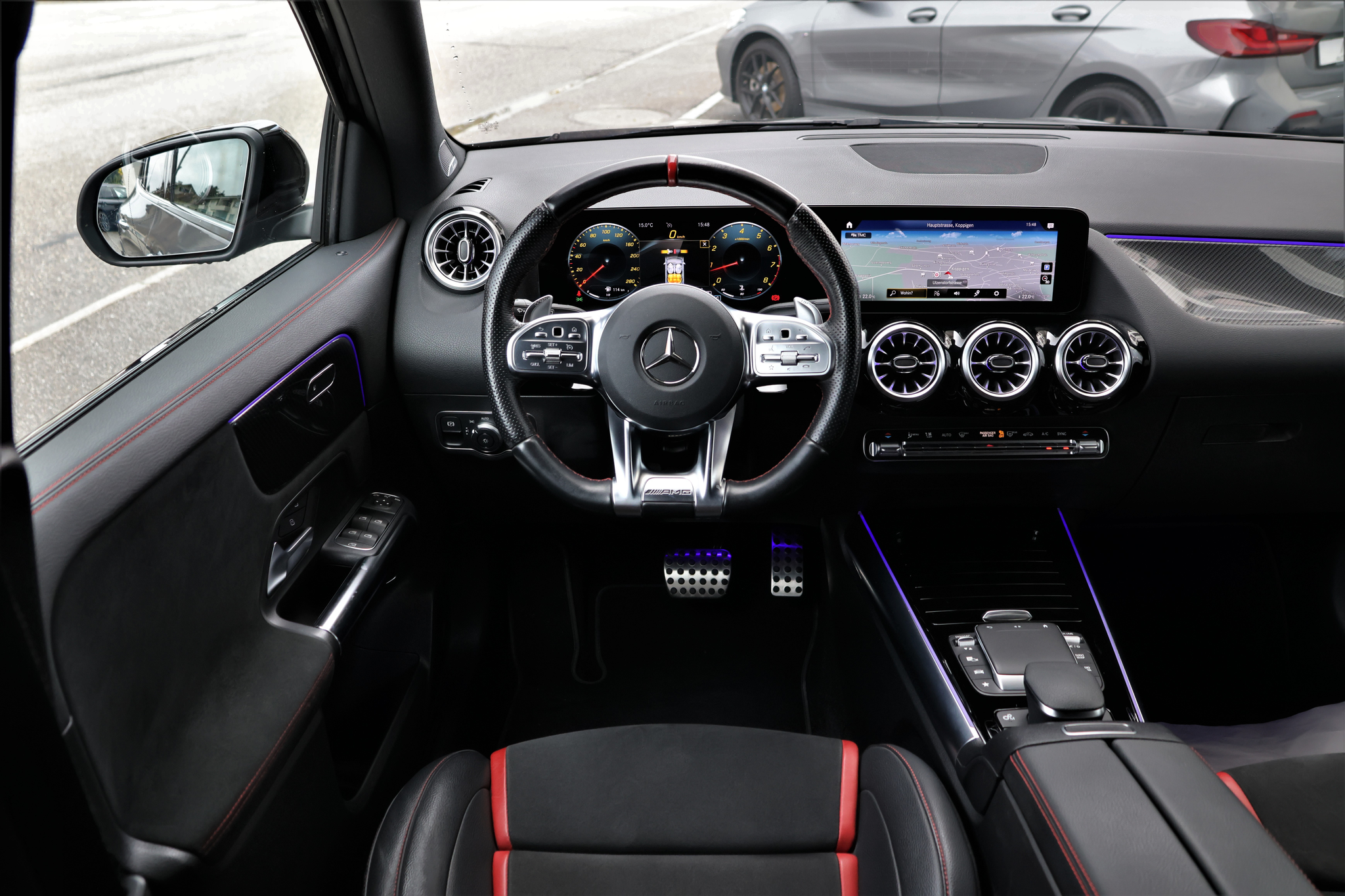 listing desktop thumbnail image 11