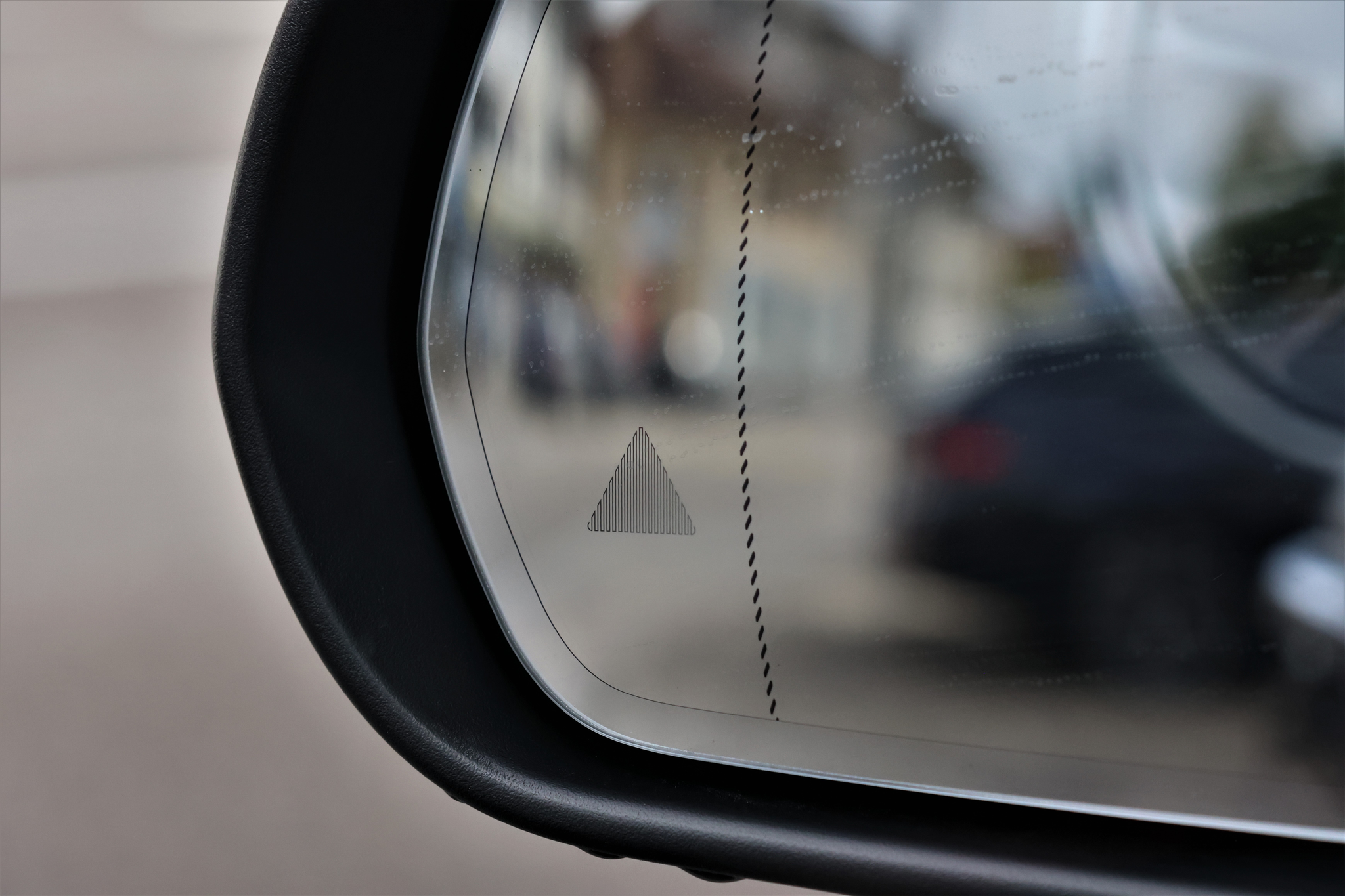 listing desktop thumbnail image 21