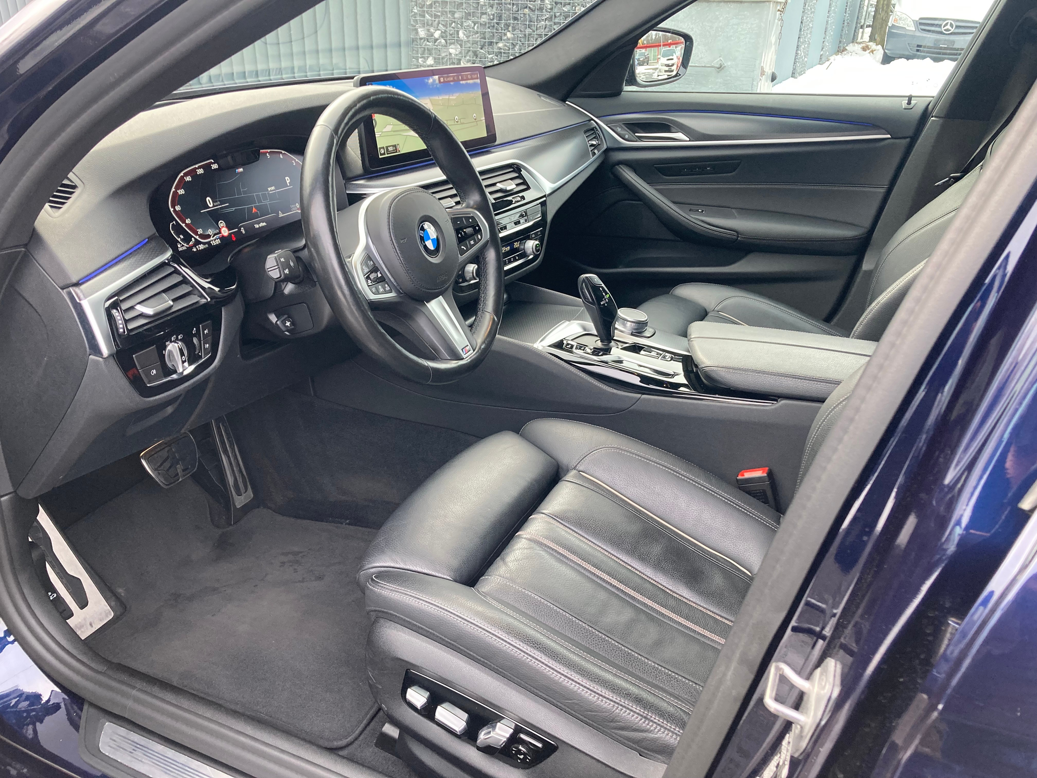 listing desktop thumbnail image 5