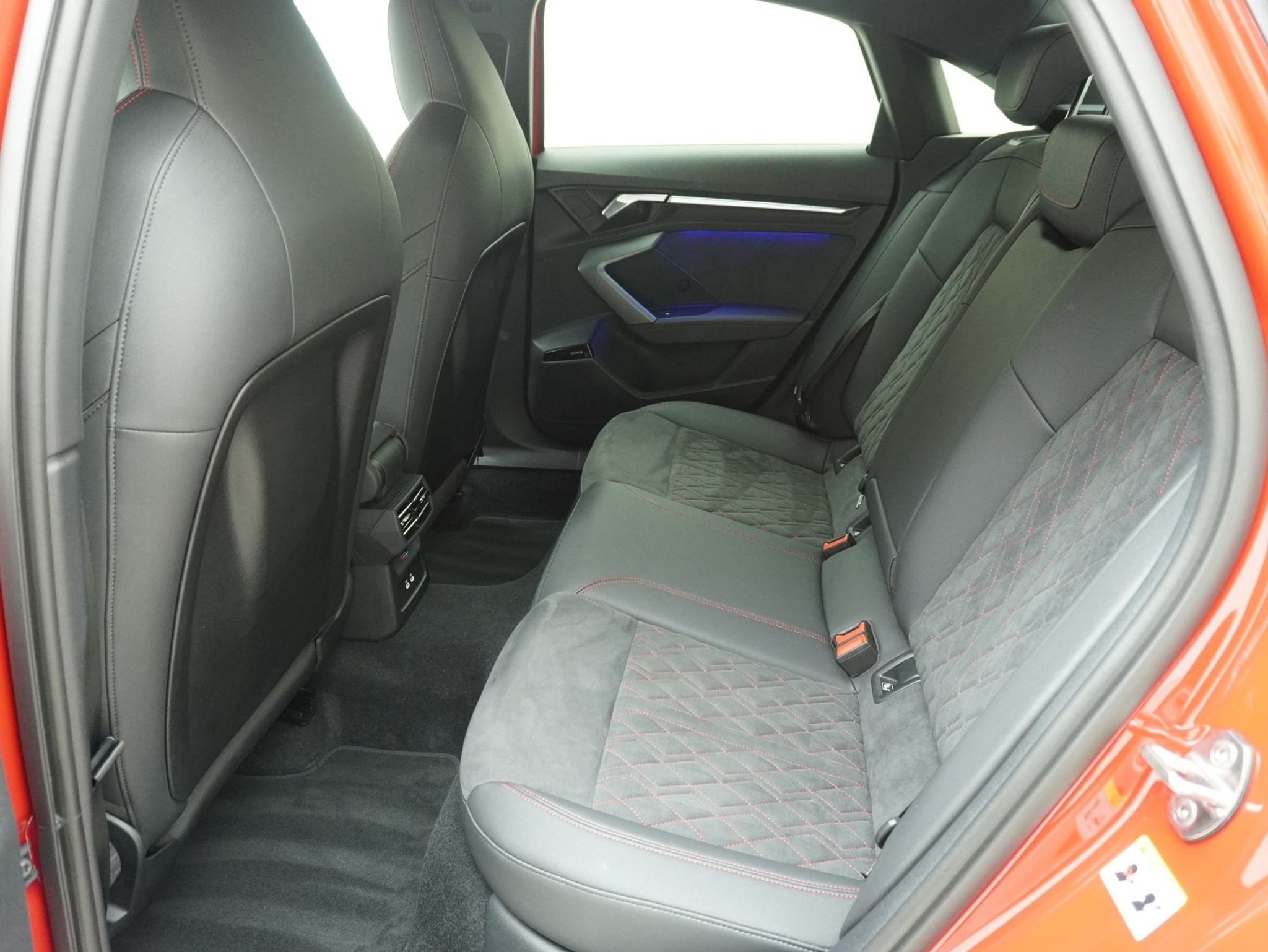 listing desktop thumbnail image 10