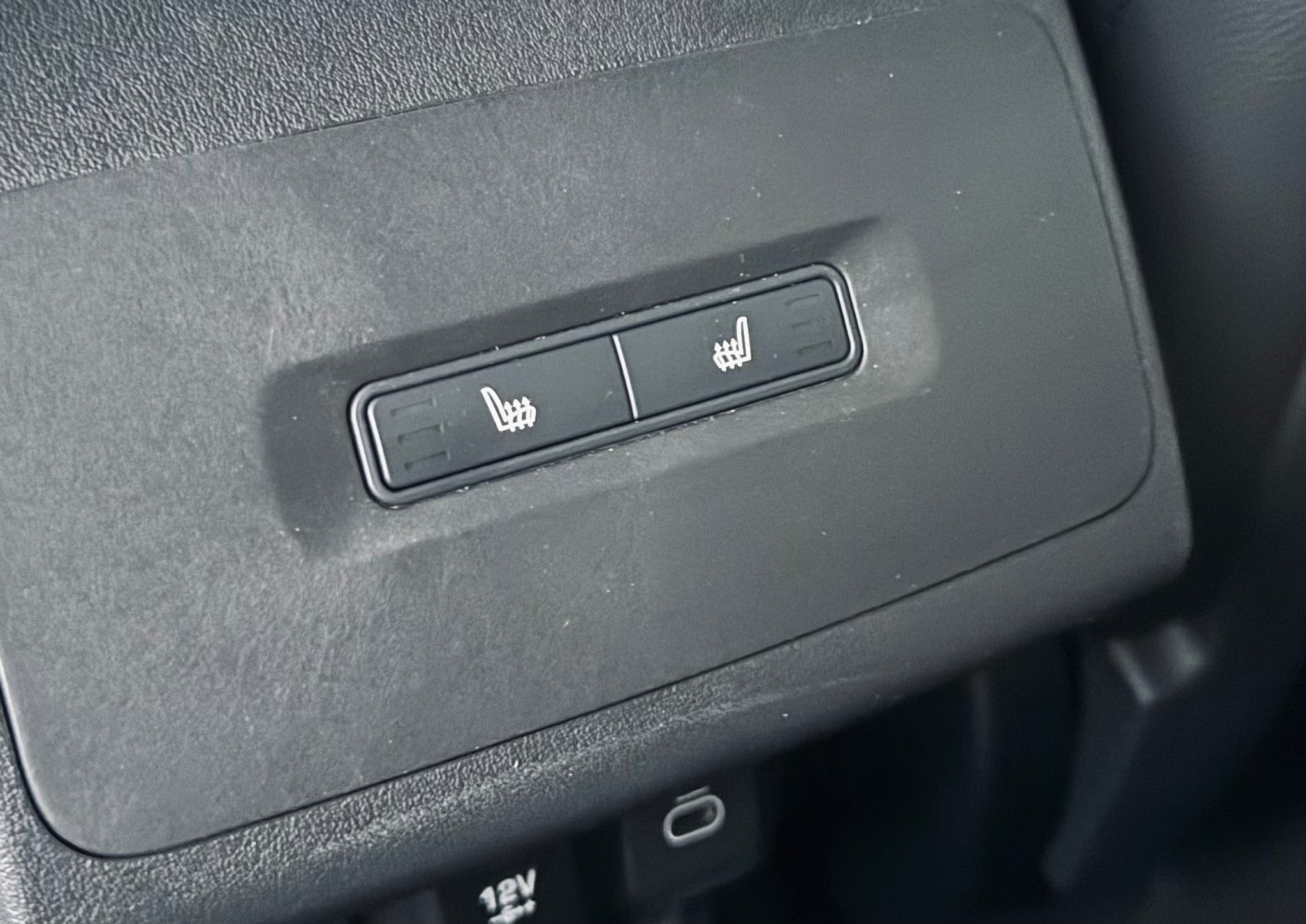 listing desktop thumbnail image 10