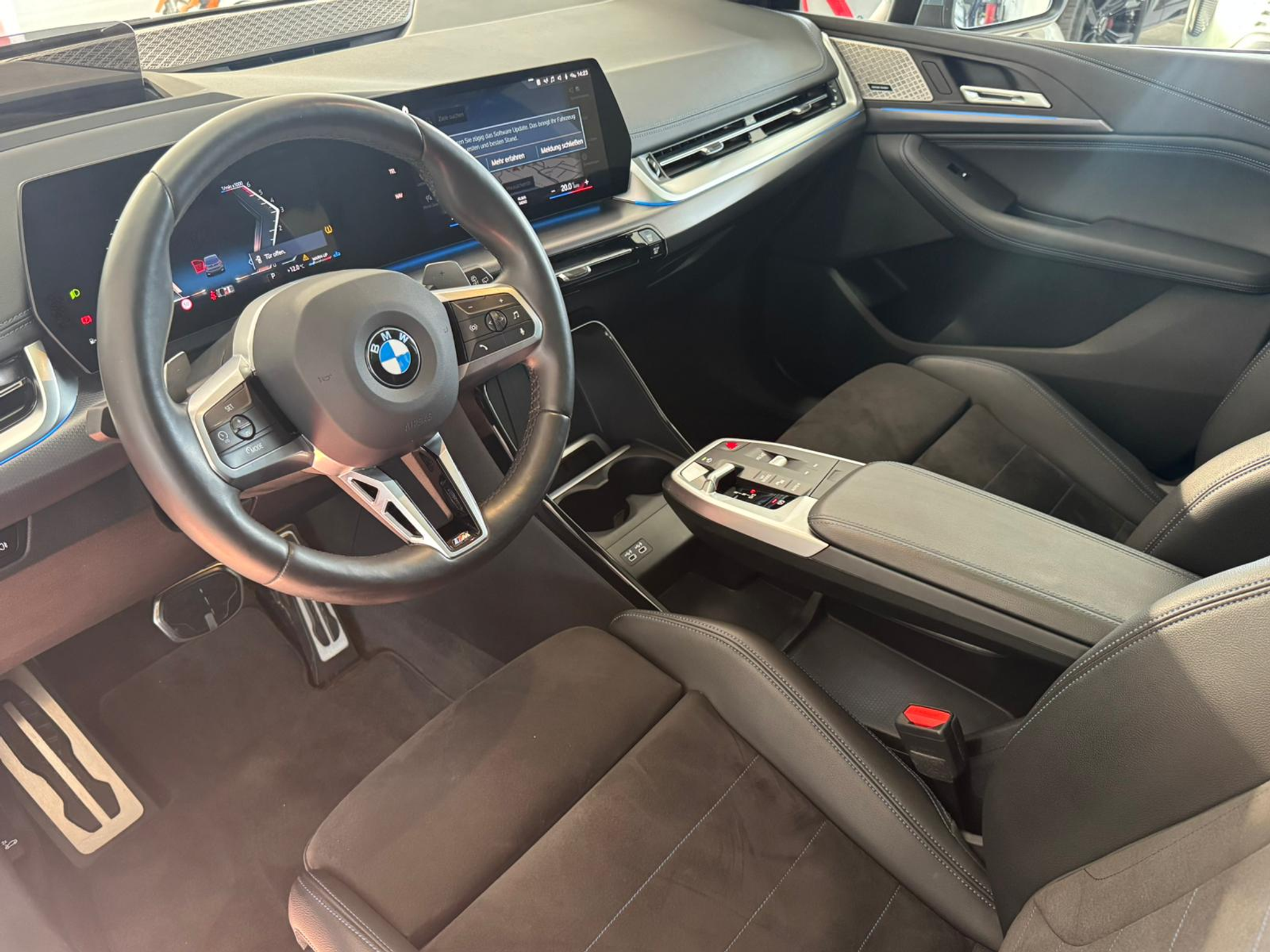 listing desktop thumbnail image 13