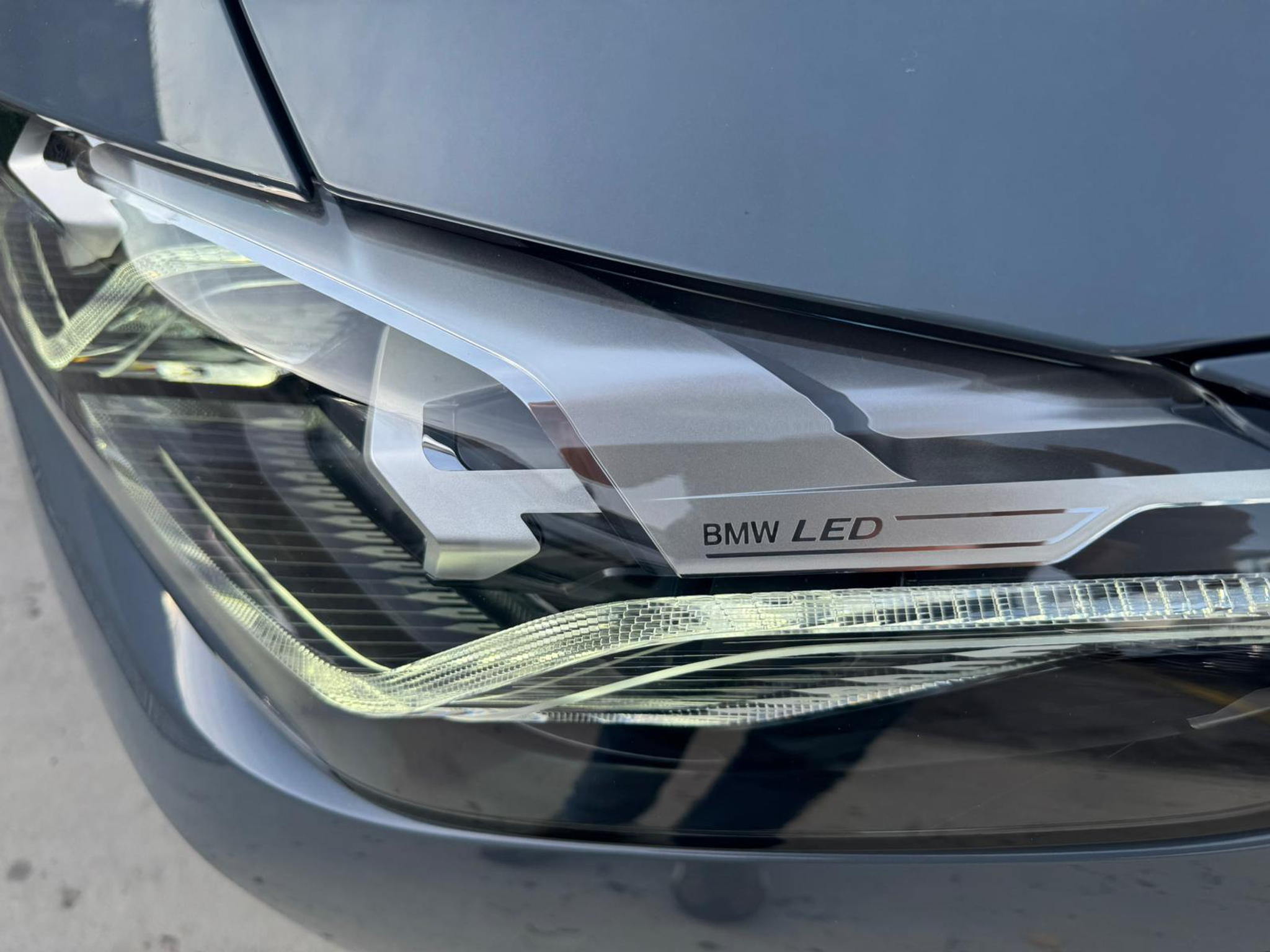 listing desktop thumbnail image 9