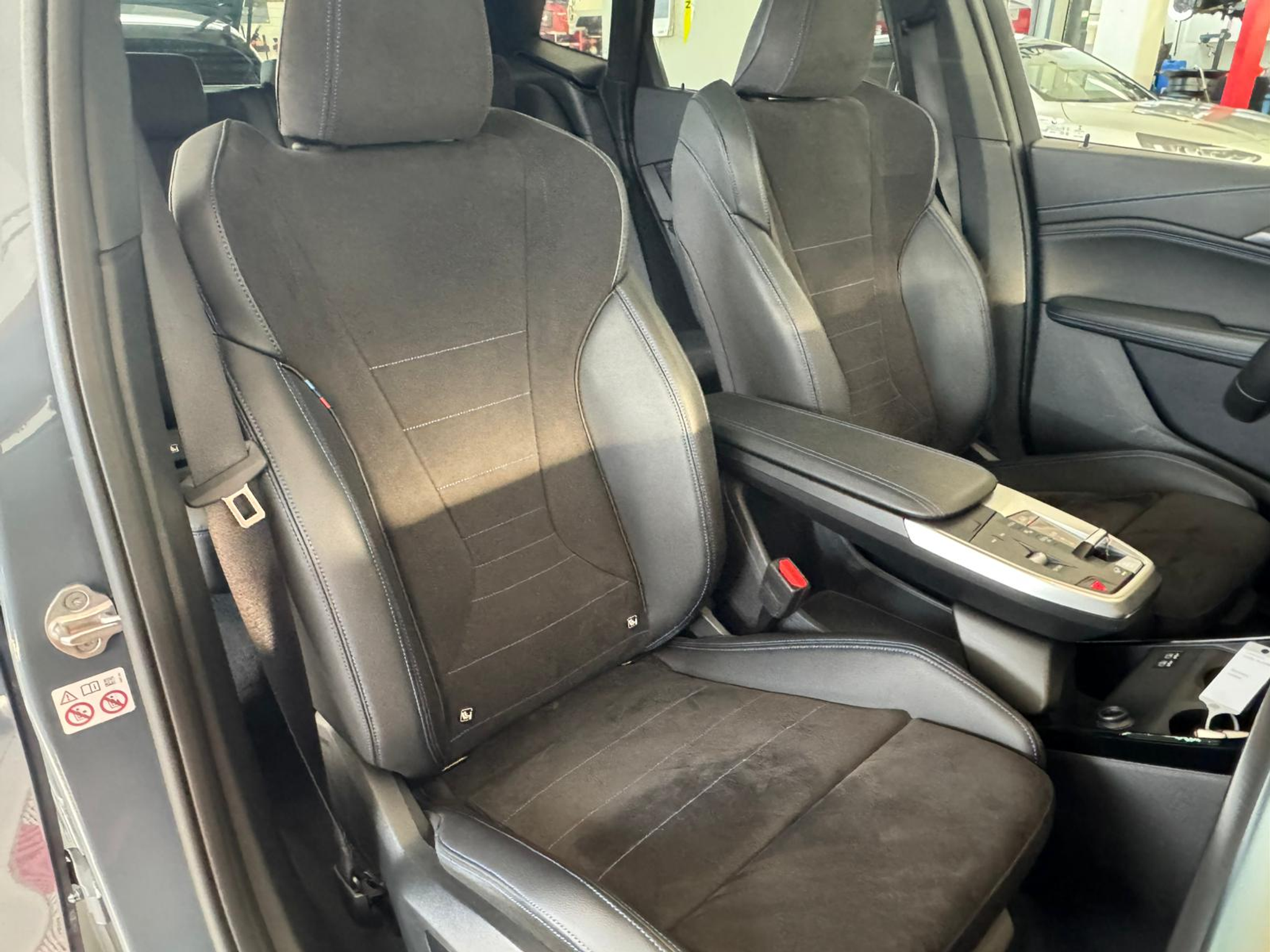 listing desktop thumbnail image 15