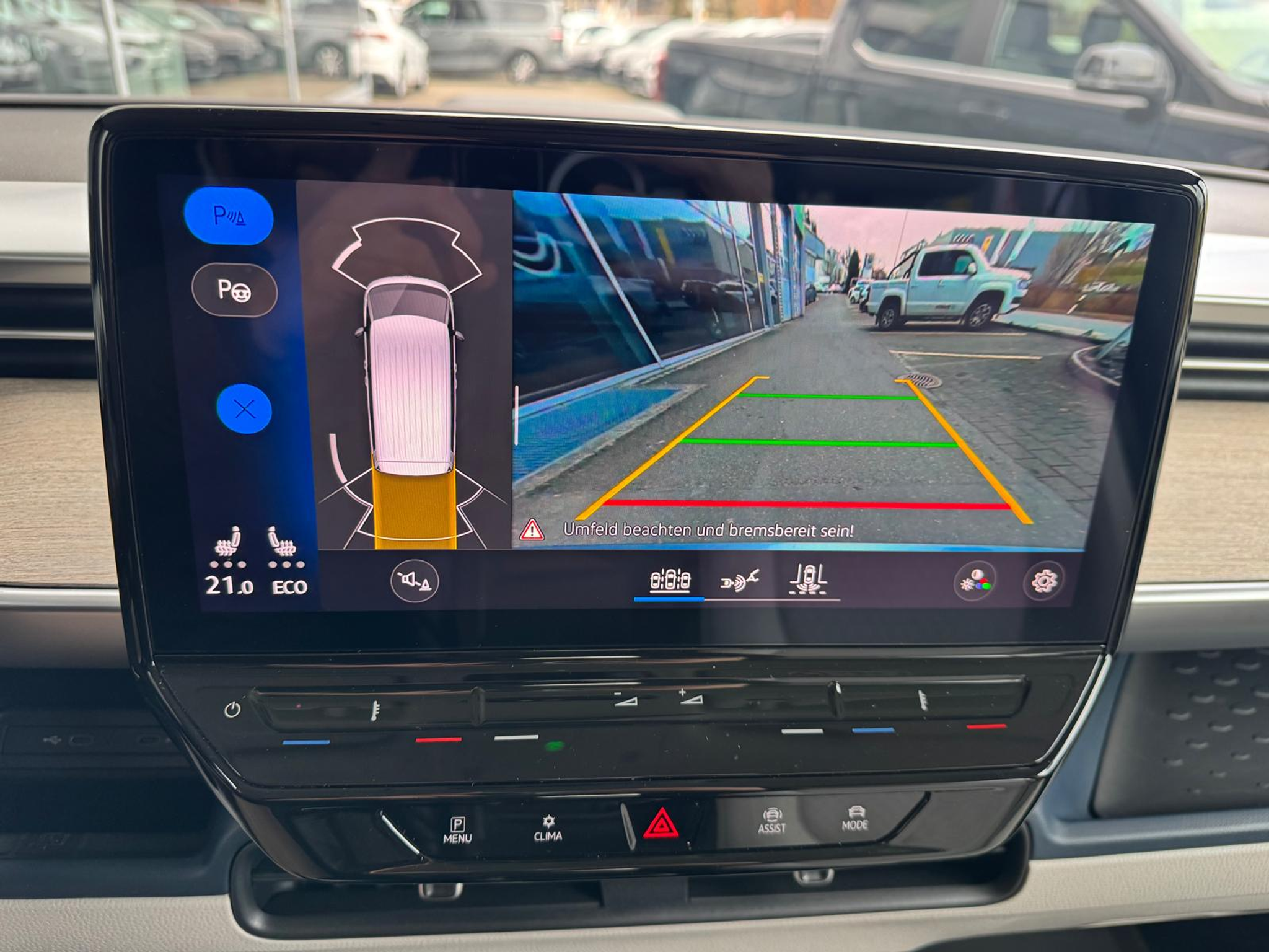 listing desktop thumbnail image 13