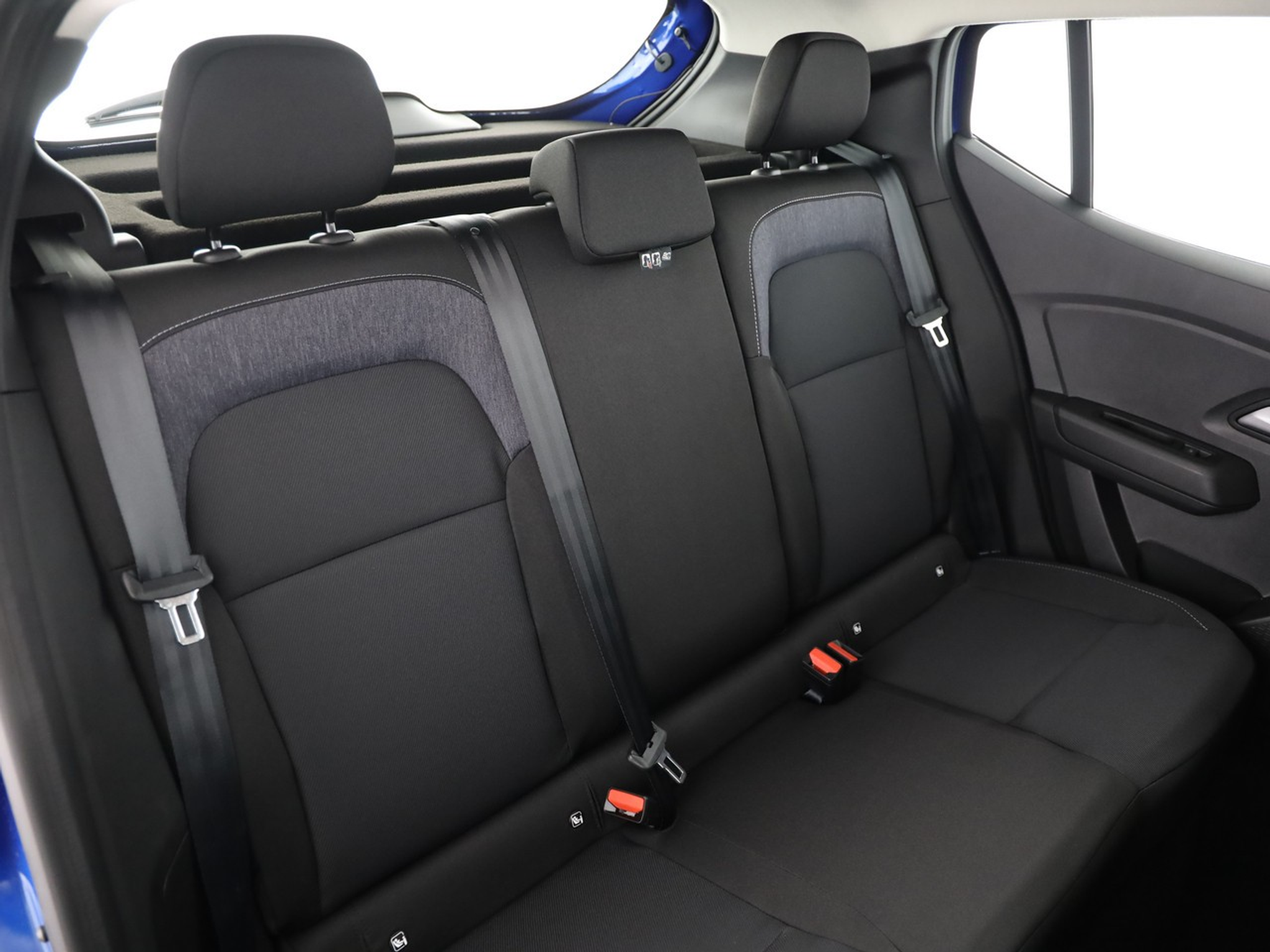 listing desktop thumbnail image 7