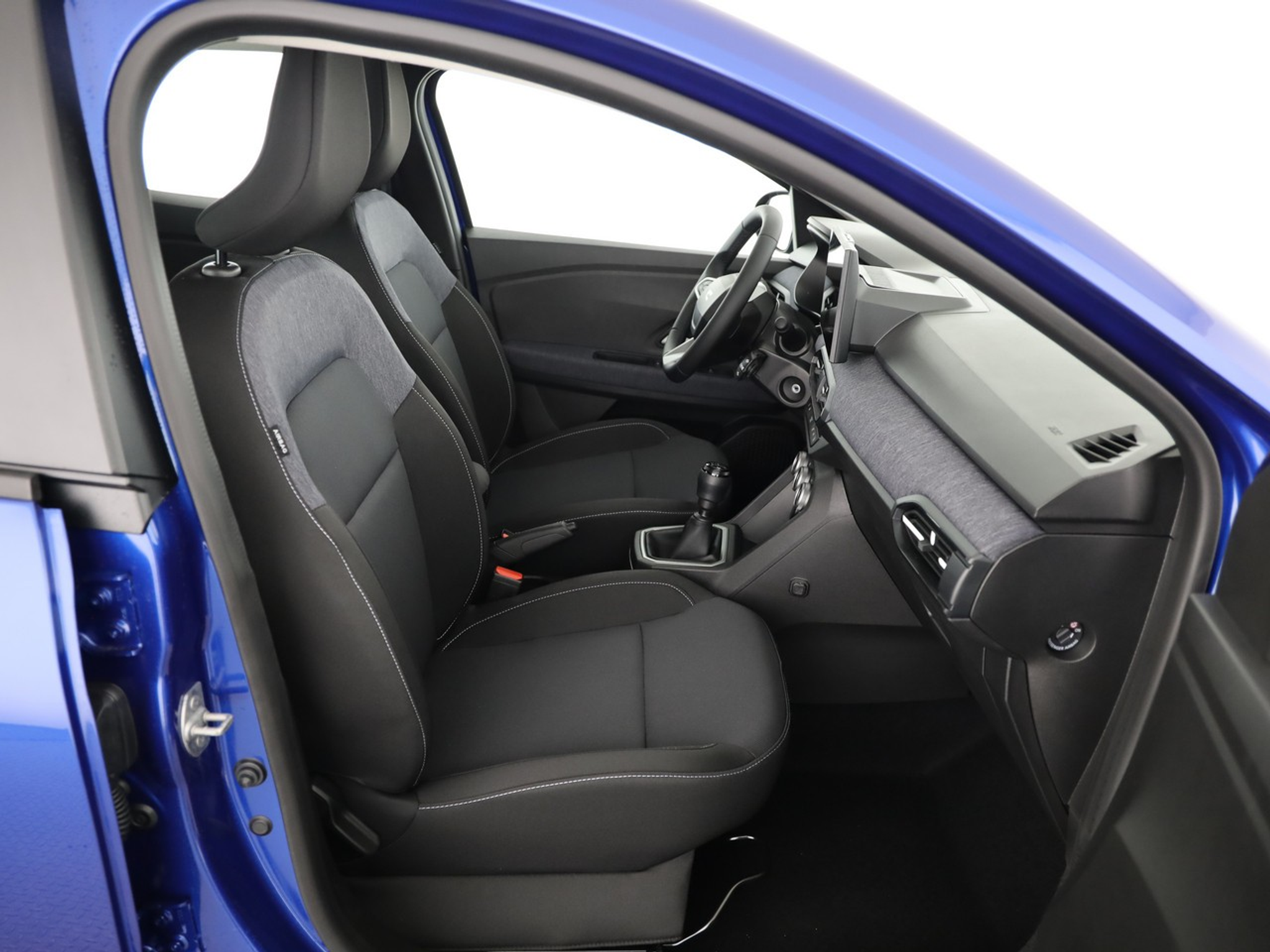 listing desktop thumbnail image 6