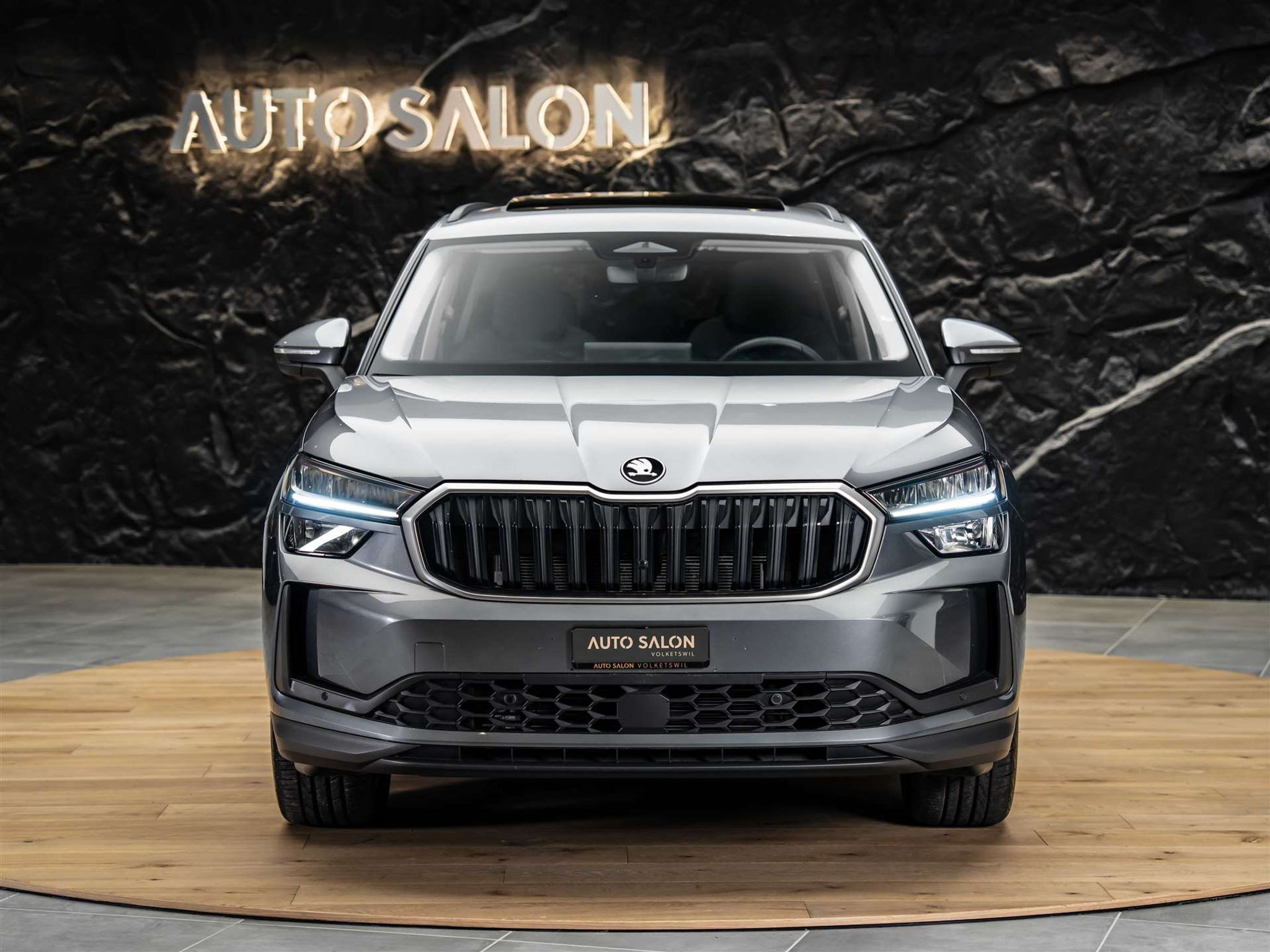 listing desktop thumbnail image 6