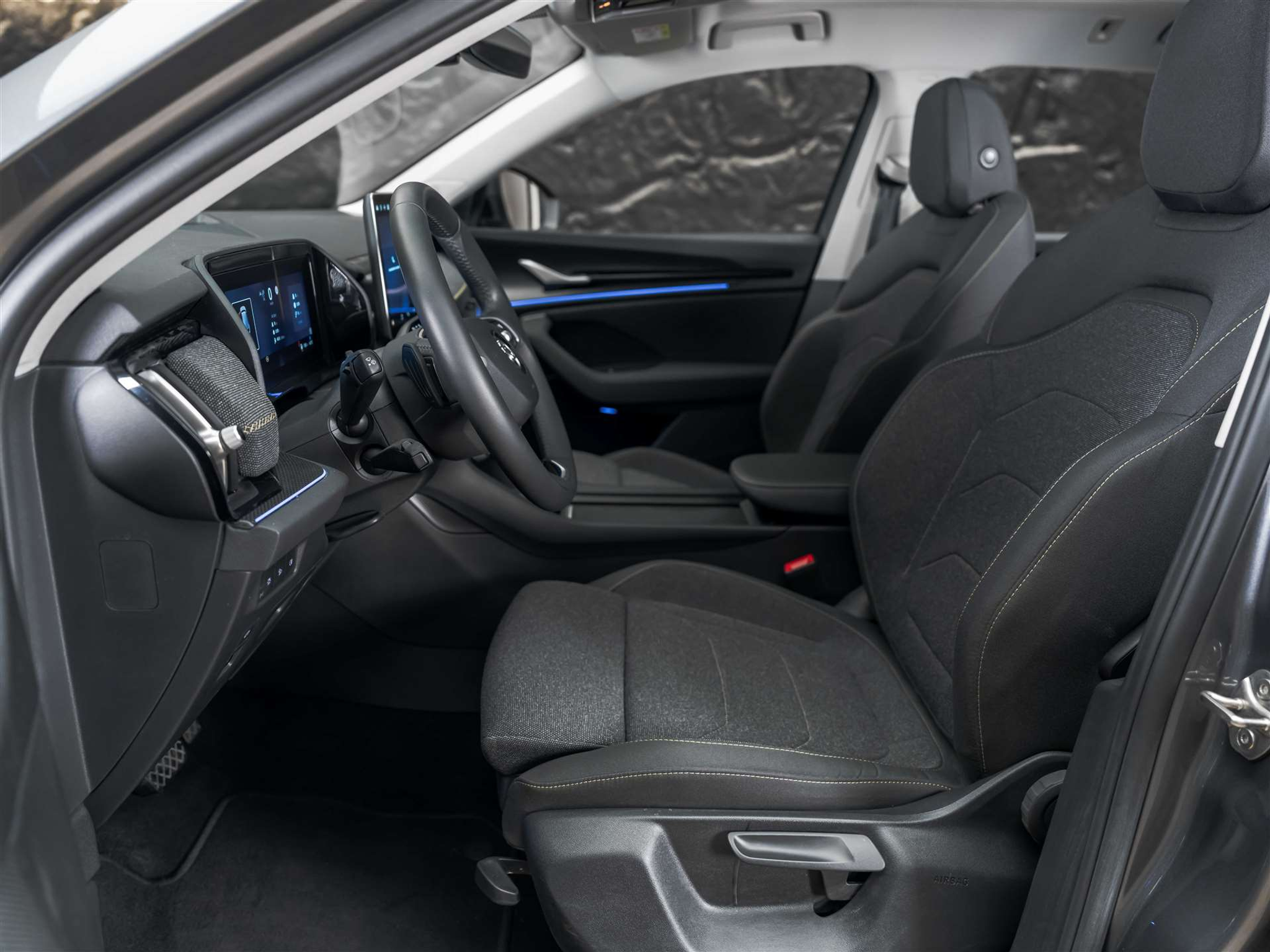 listing desktop thumbnail image 8