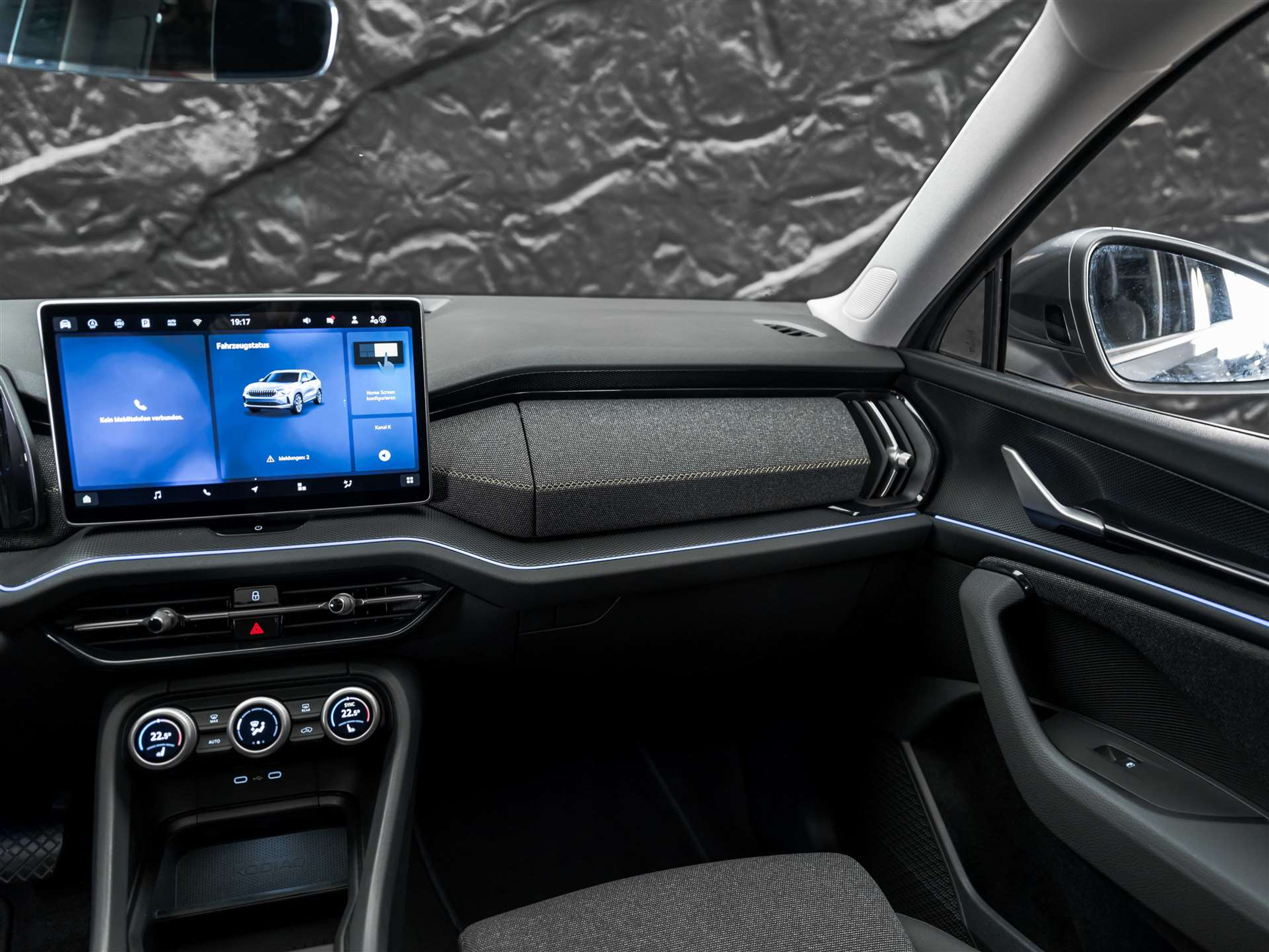 listing desktop thumbnail image 31