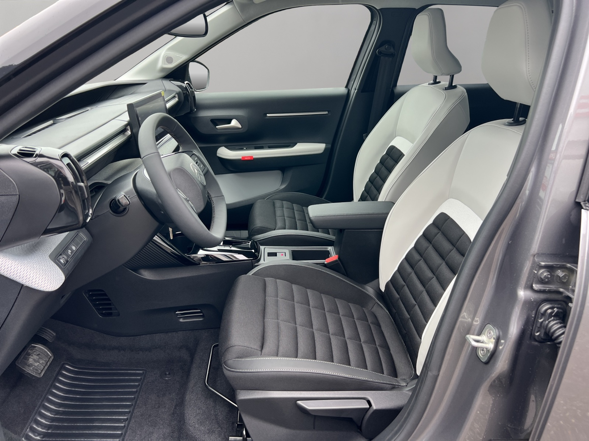 listing desktop thumbnail image 8