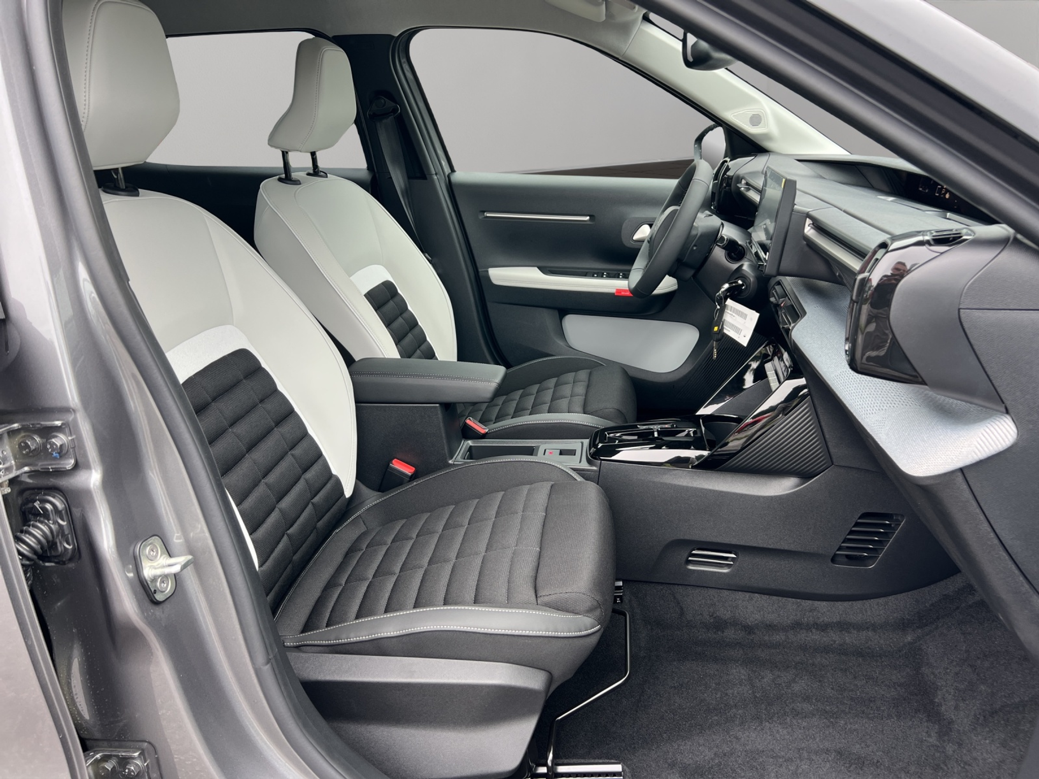 listing desktop thumbnail image 9