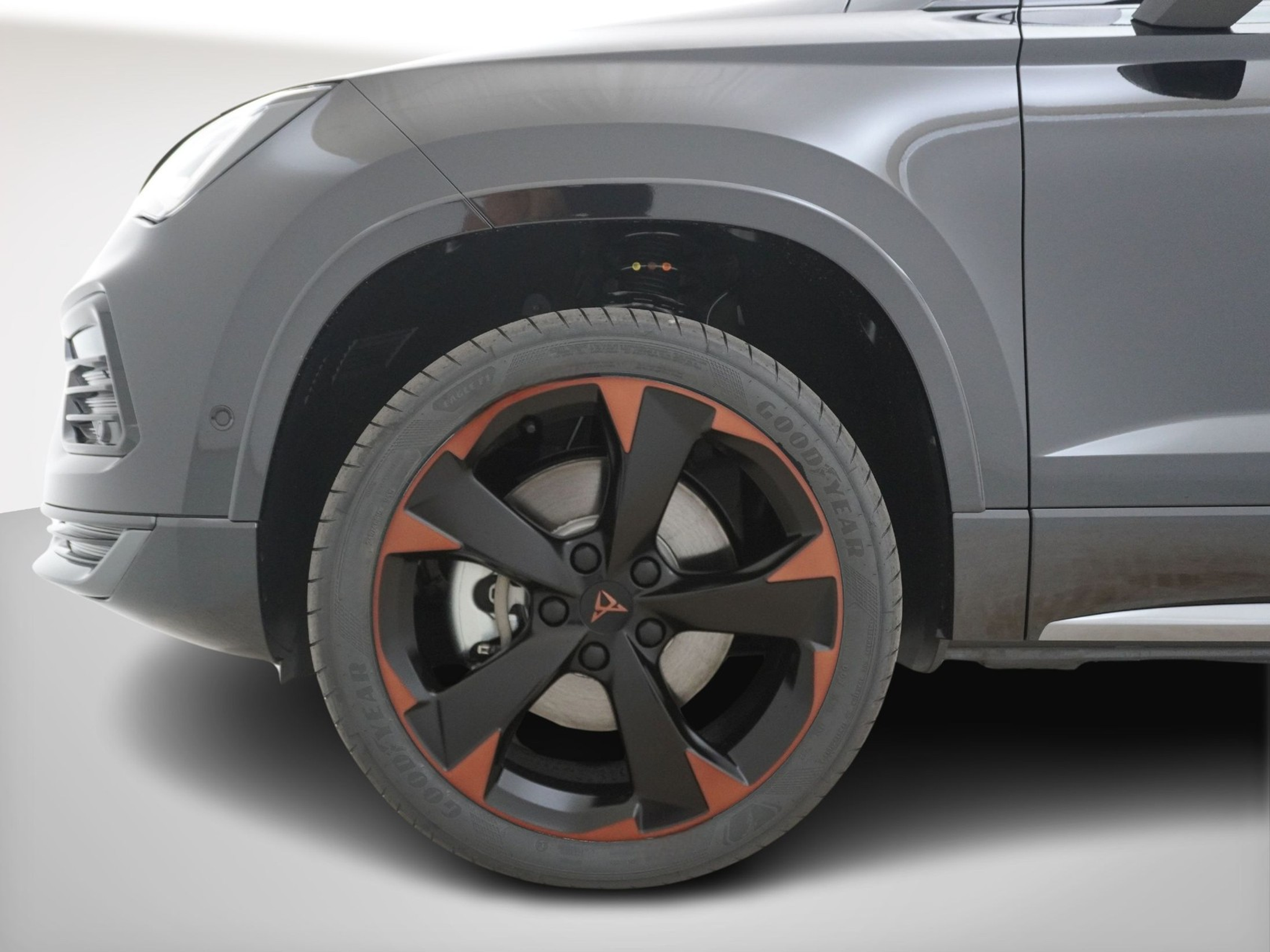 listing desktop thumbnail image 9