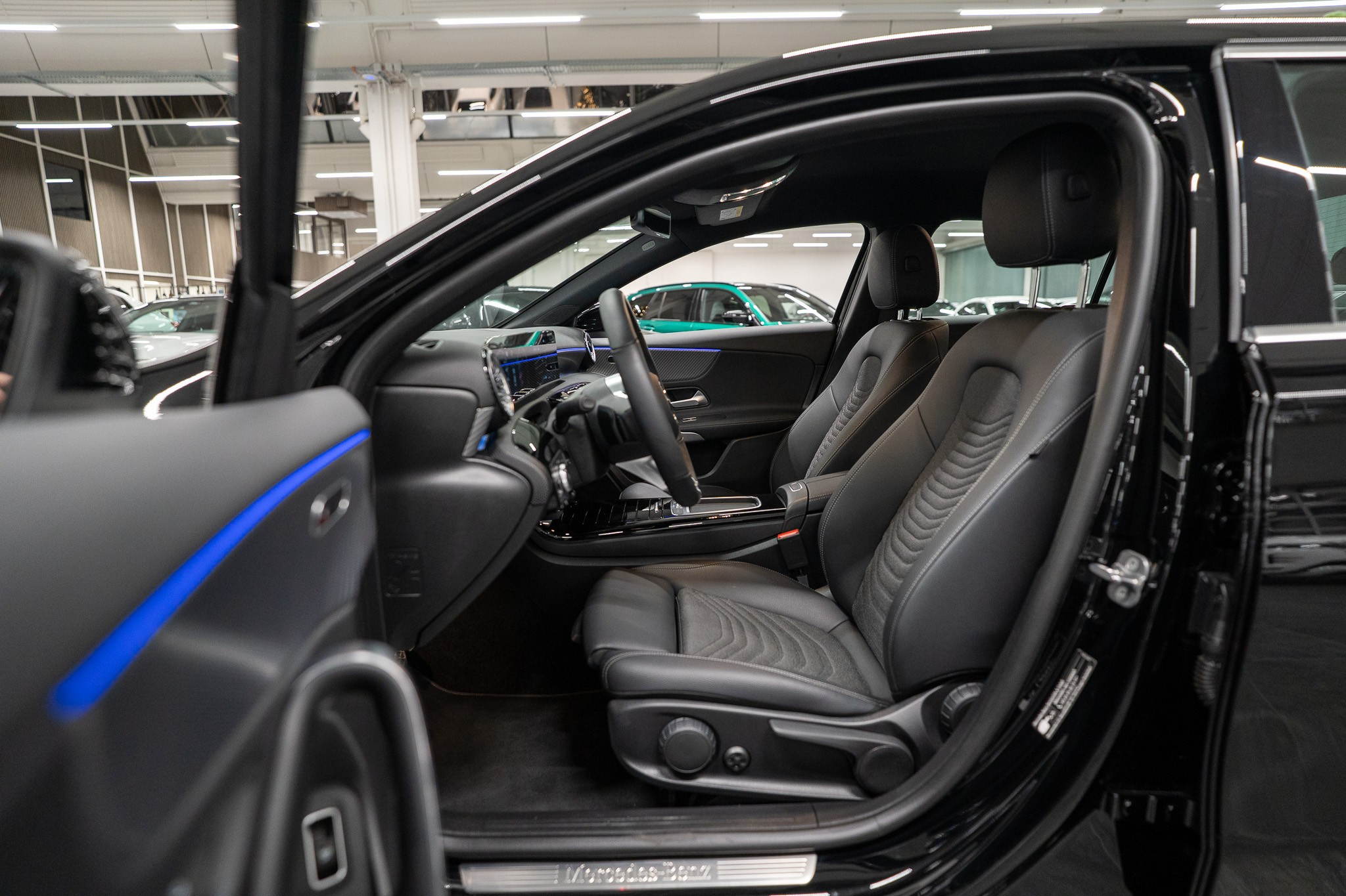 listing desktop thumbnail image 10