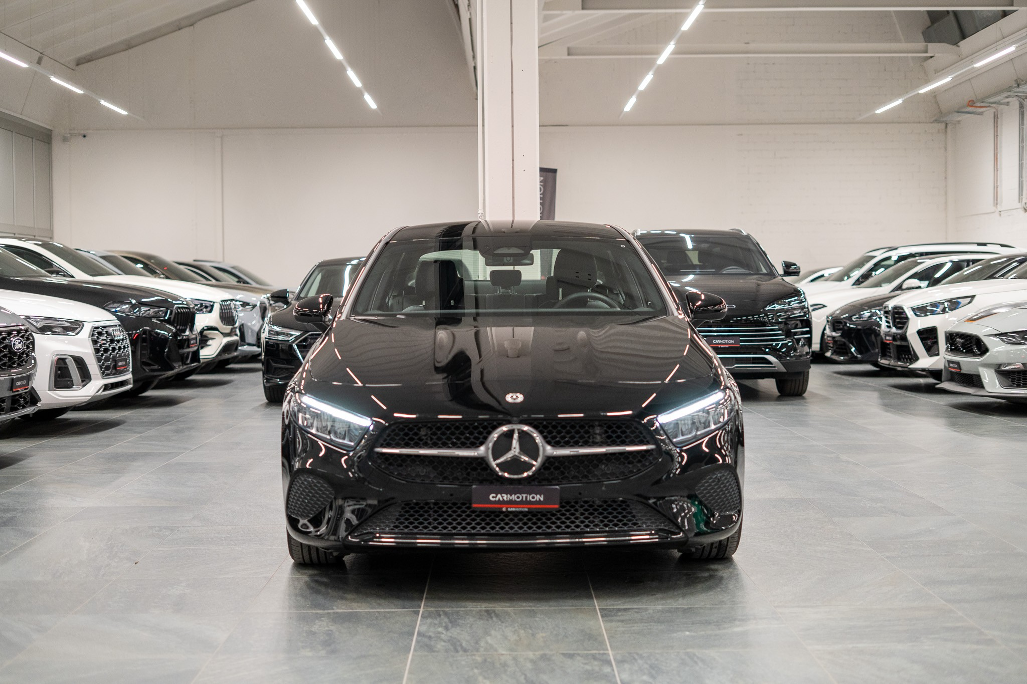 listing desktop thumbnail image 1