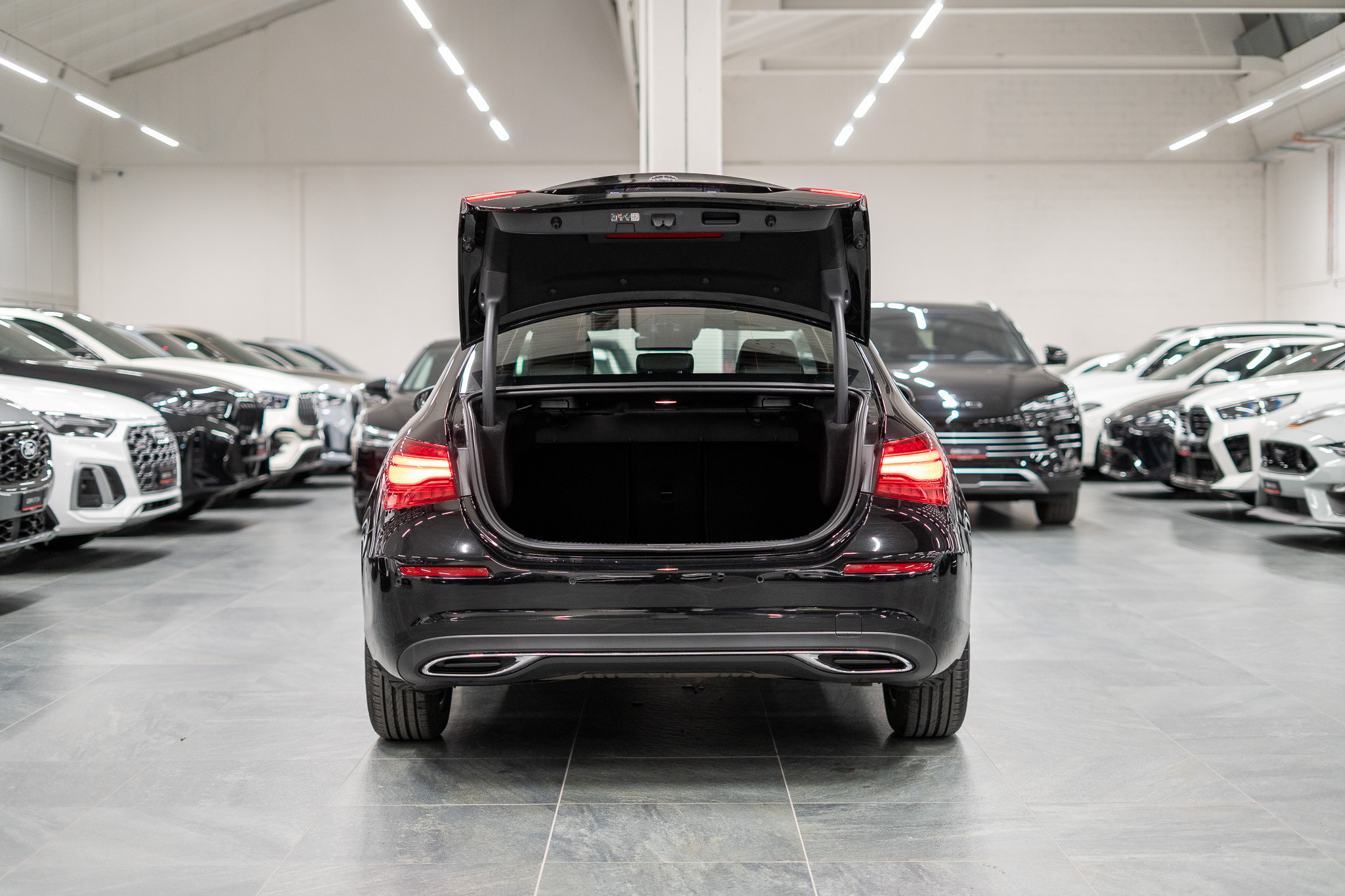 listing desktop thumbnail image 5