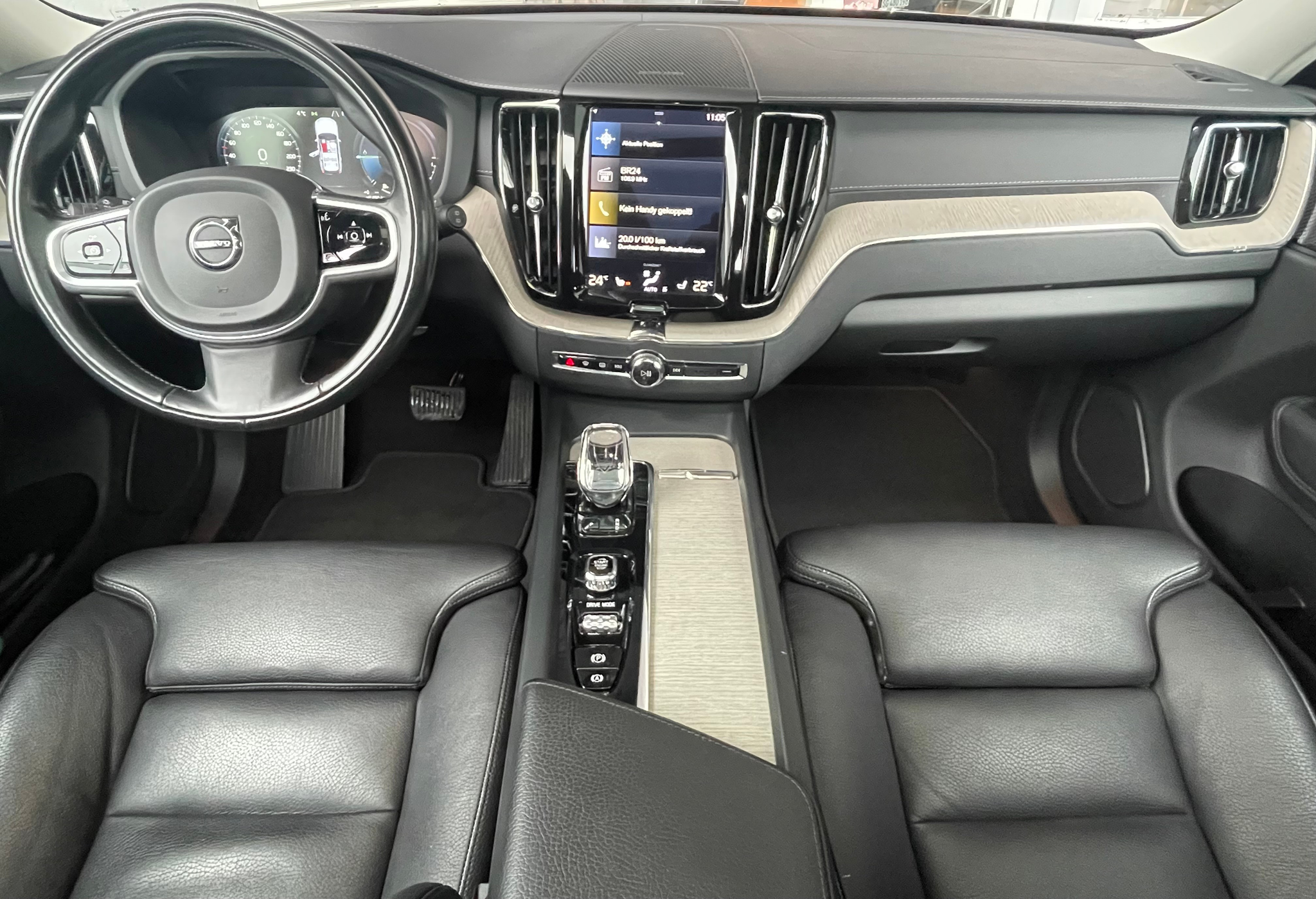 listing desktop thumbnail image 5