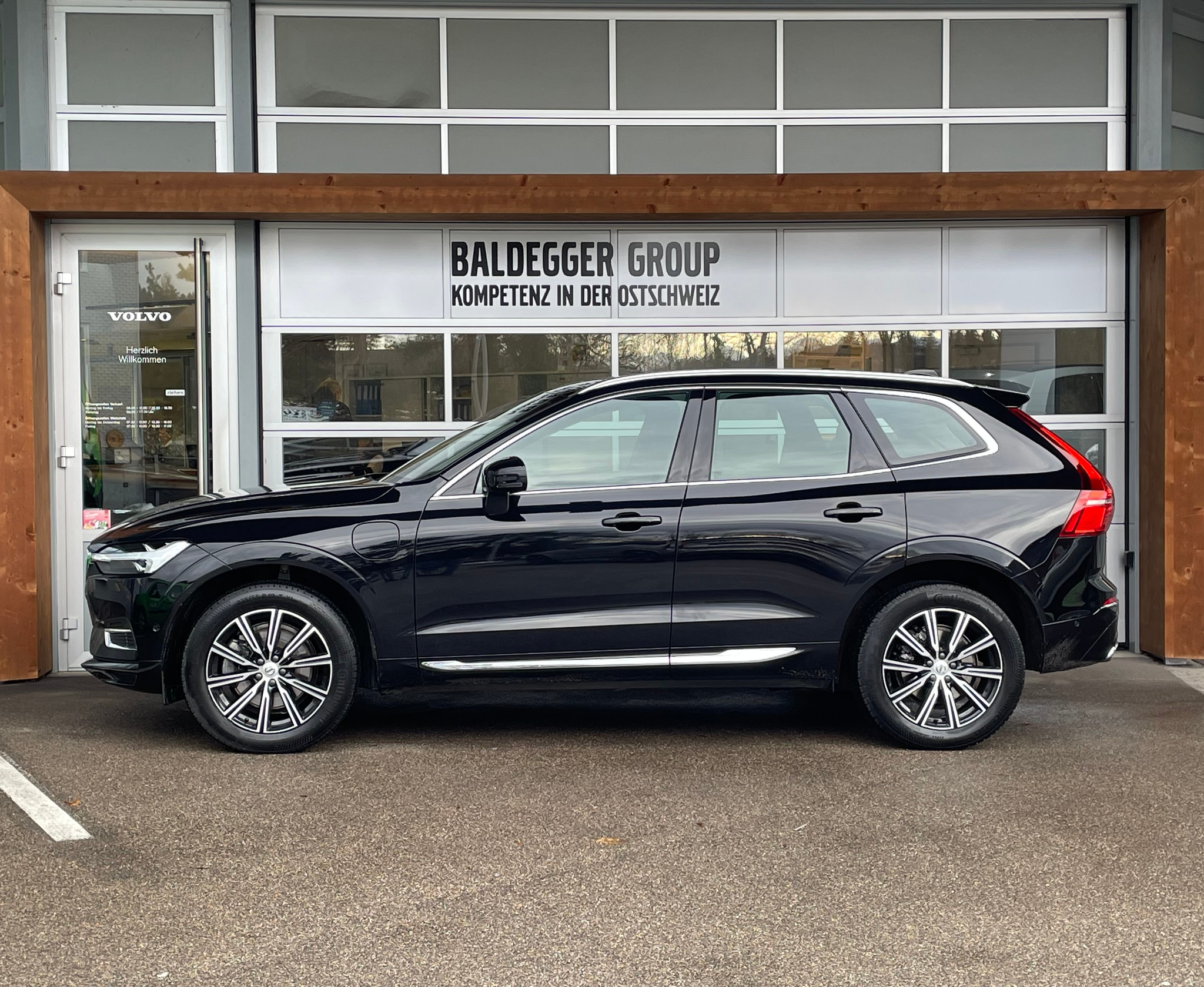 listing desktop thumbnail image 8