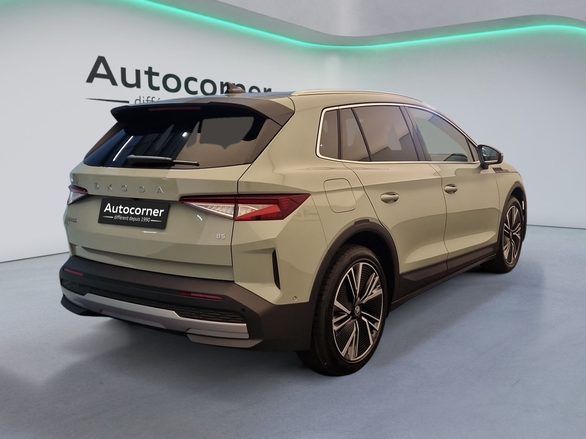 listing desktop thumbnail image 3